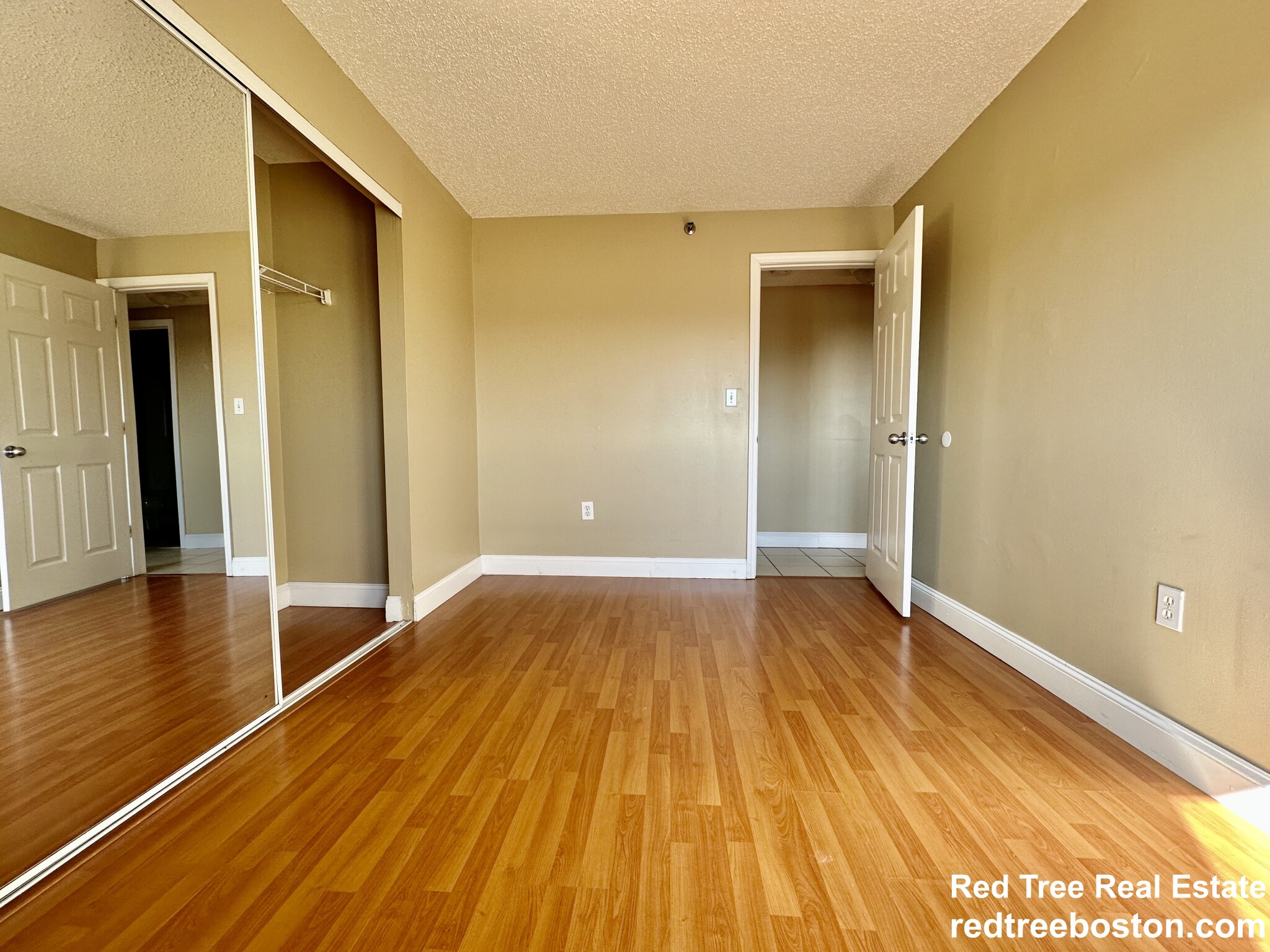 15 North Beacon St, Allston