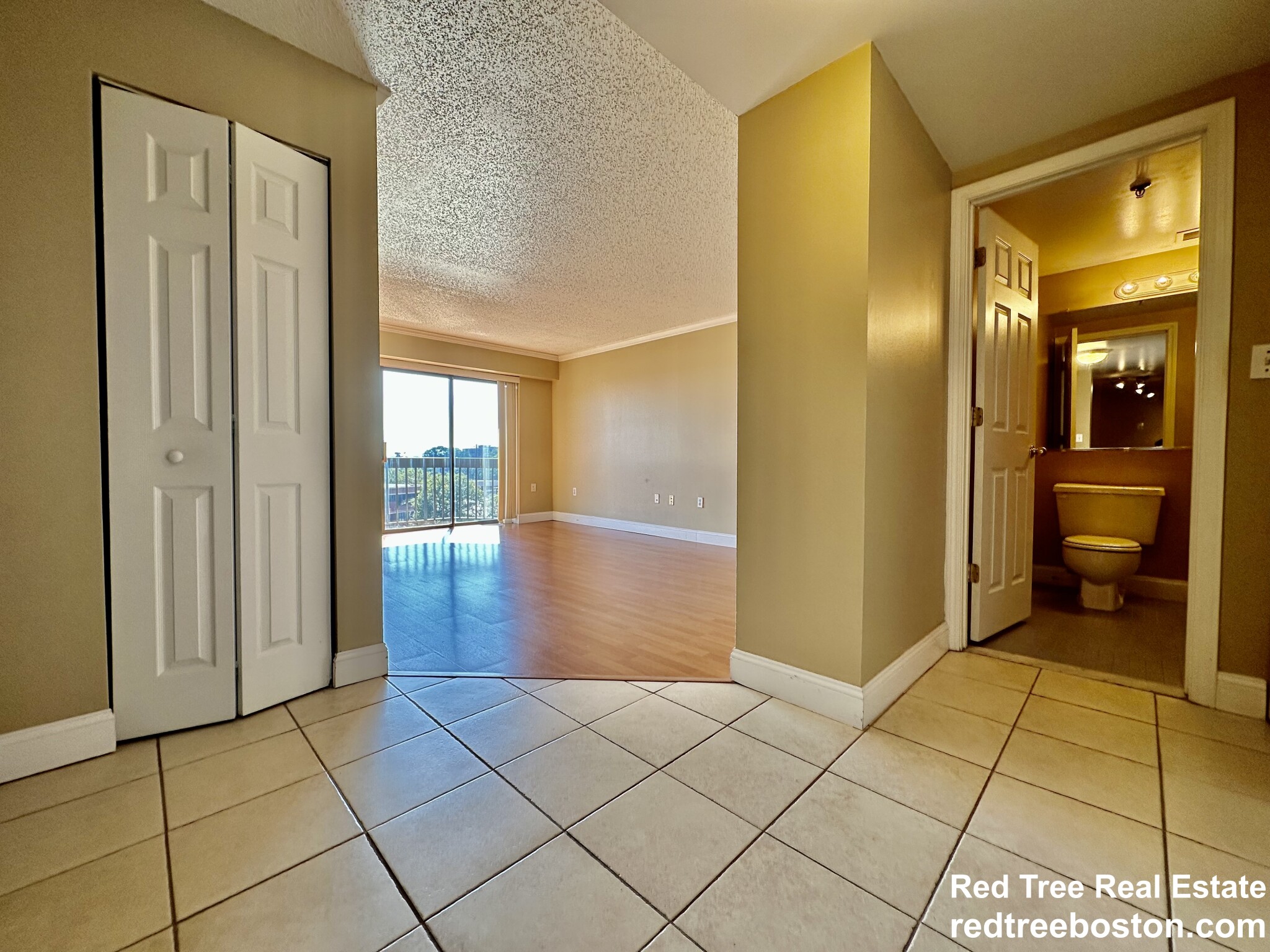 15 North Beacon St, Allston