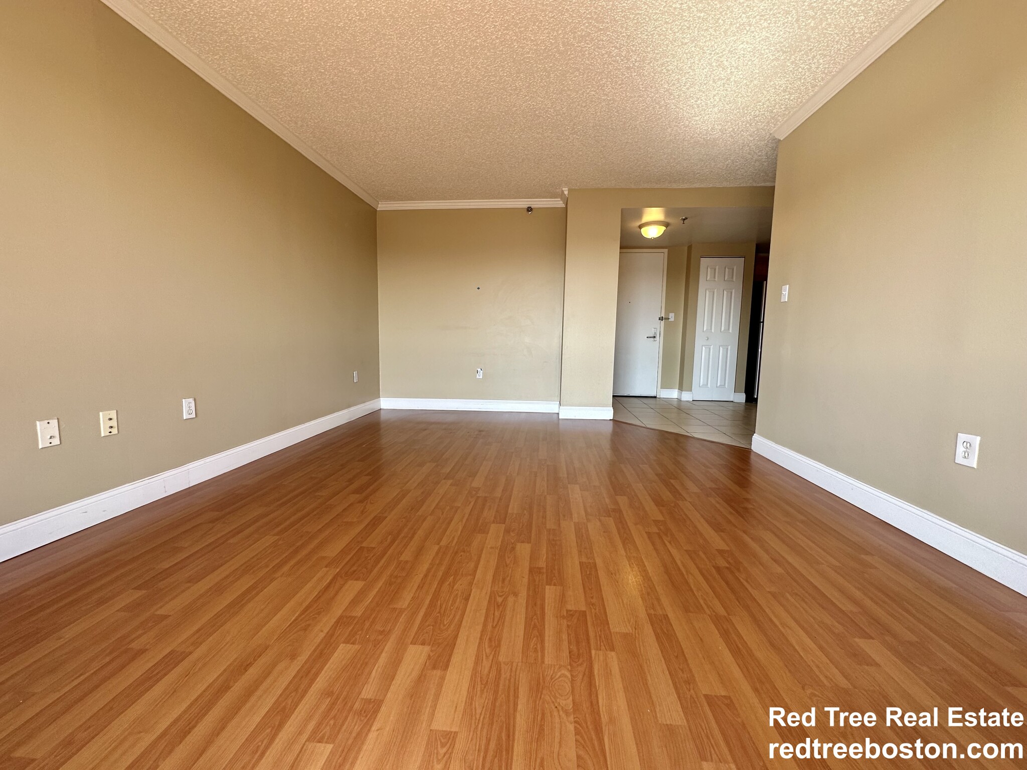 15 North Beacon St, Allston