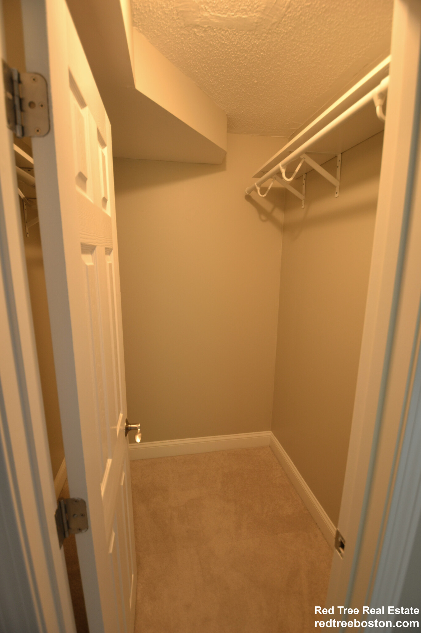 1111 Beacon St, Brookline