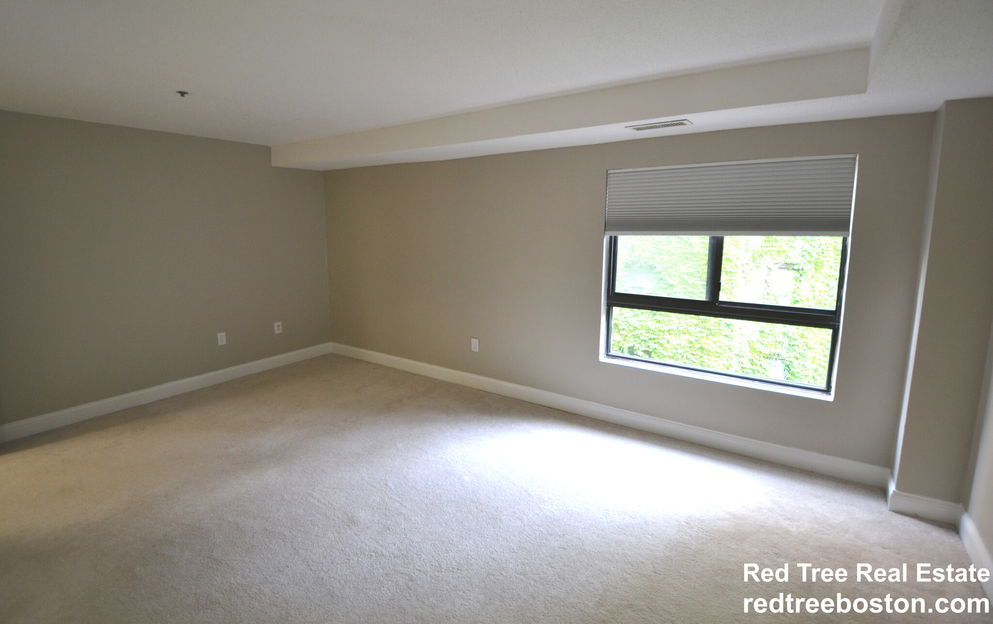 1111 Beacon St, Brookline