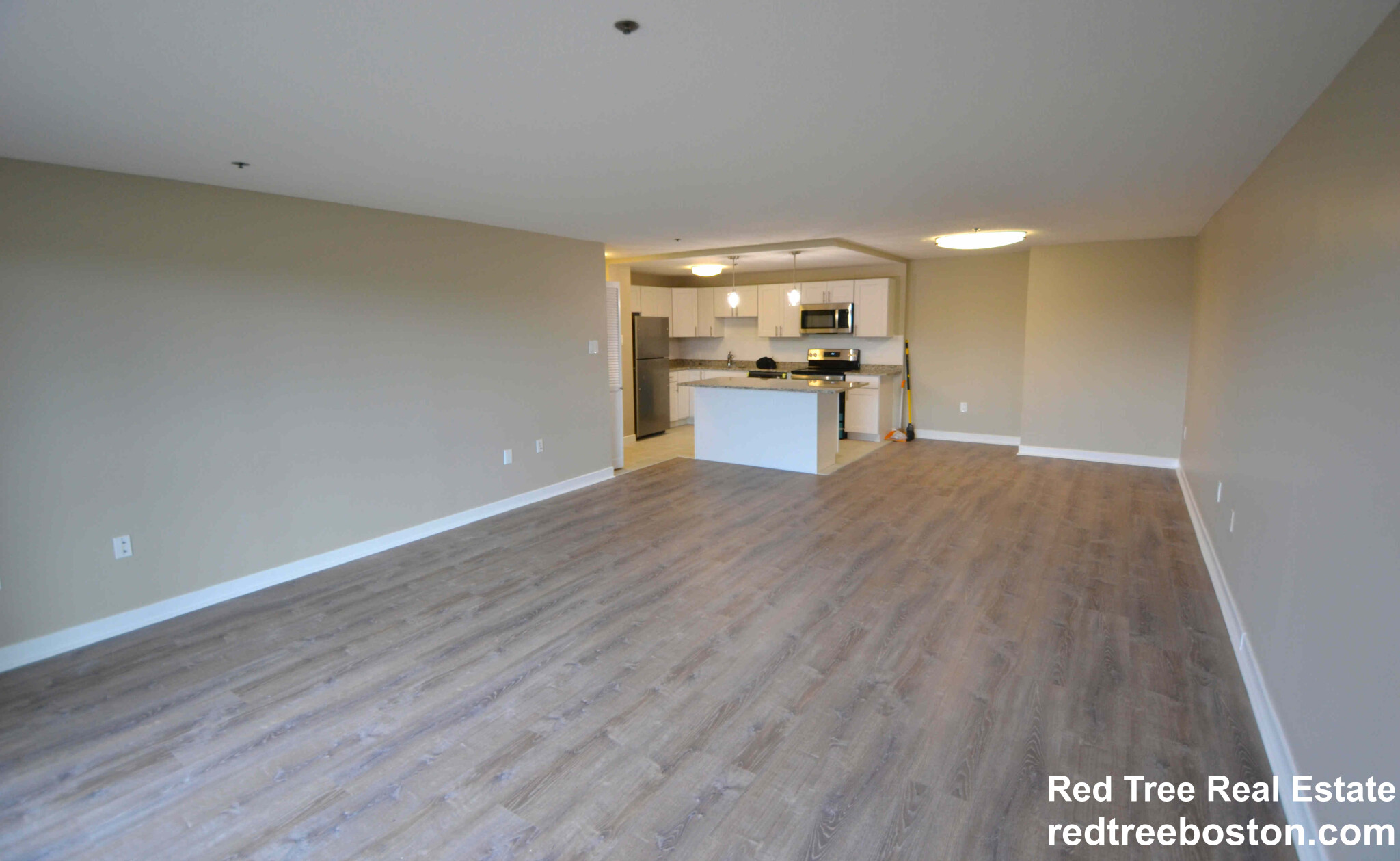 1111 Beacon St, Brookline