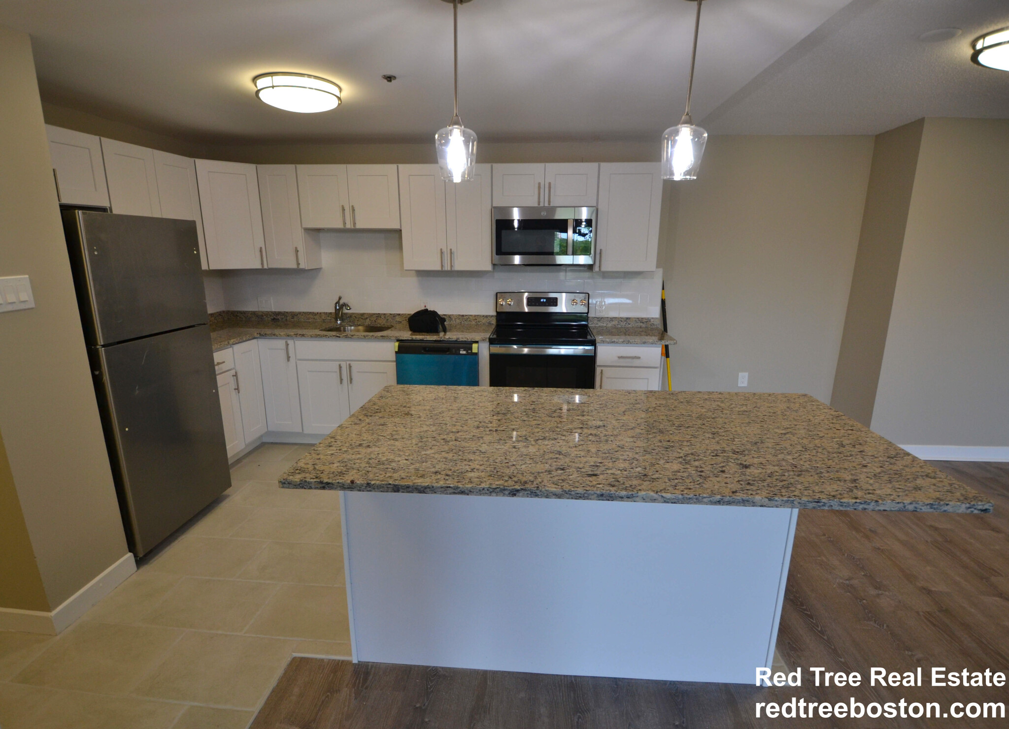 1111 Beacon St, Brookline