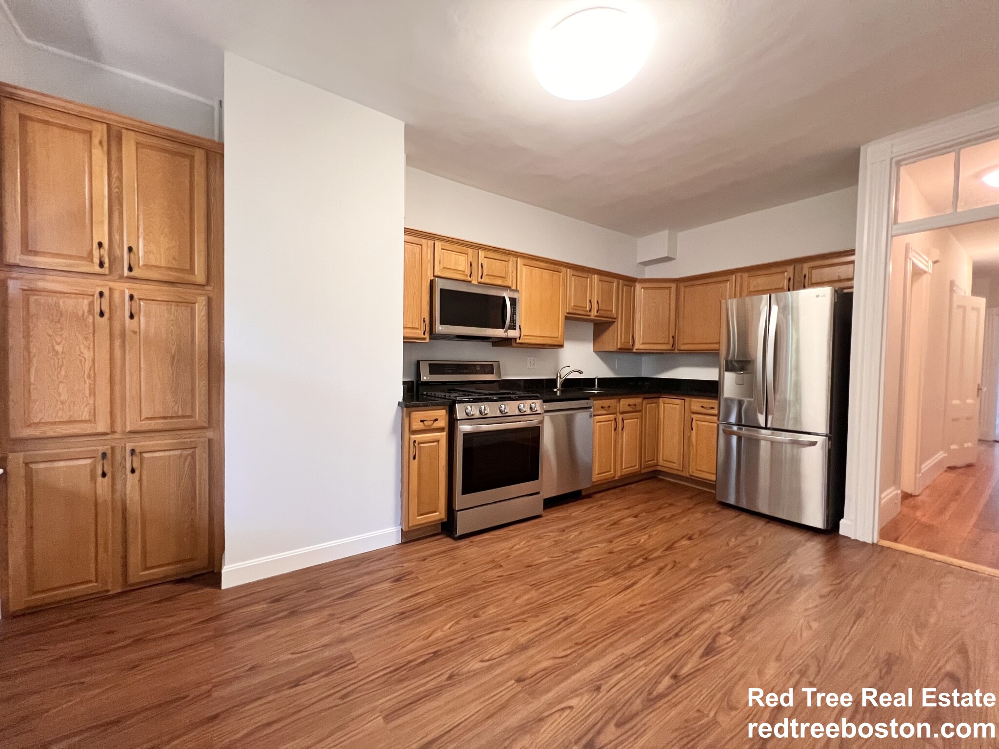 401 7th St, South Boston