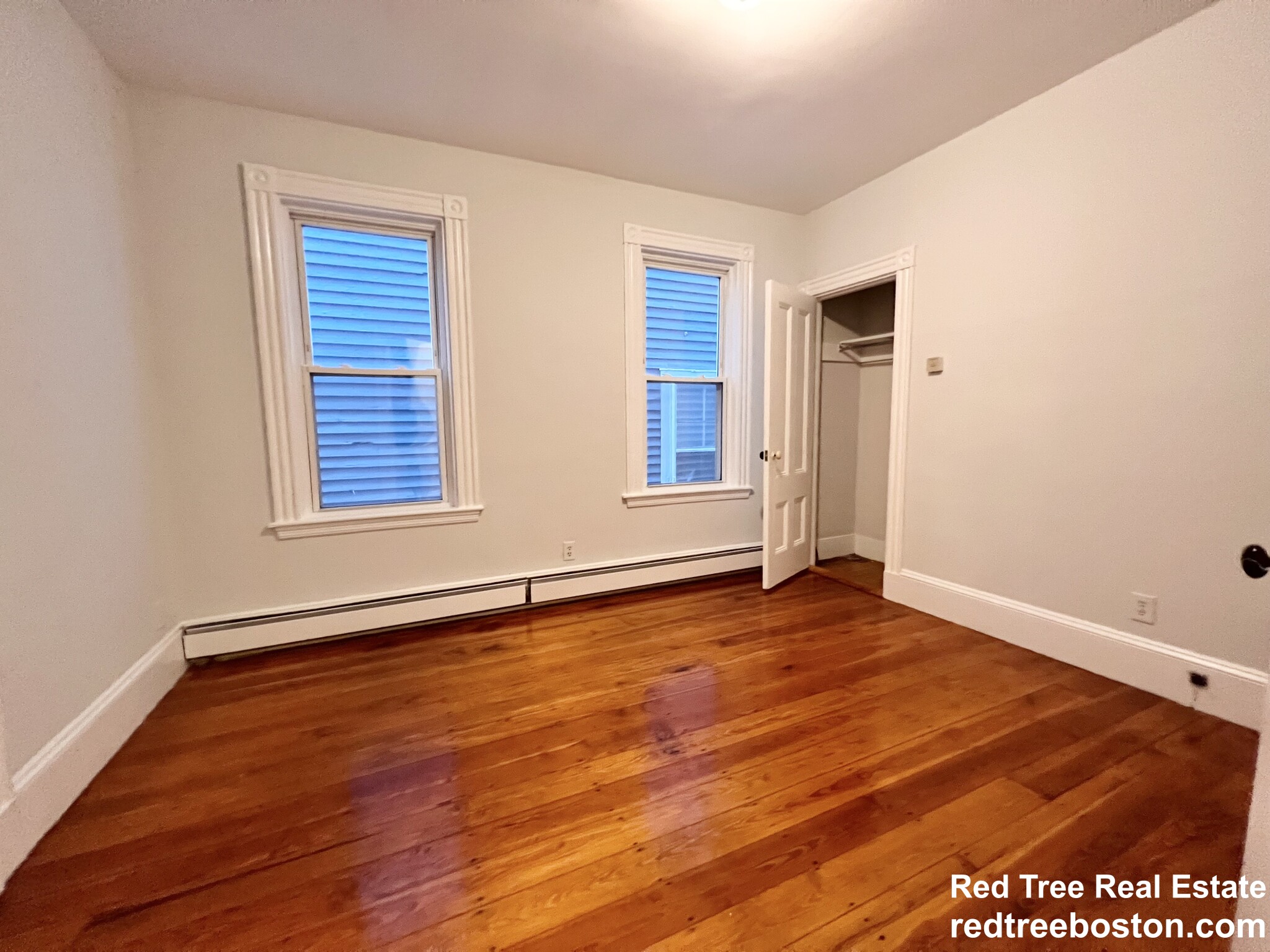 401 7th St, South Boston