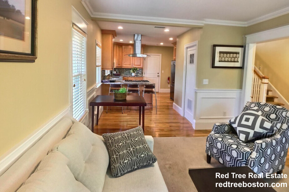 57 Lawton St, Coolidge Corner