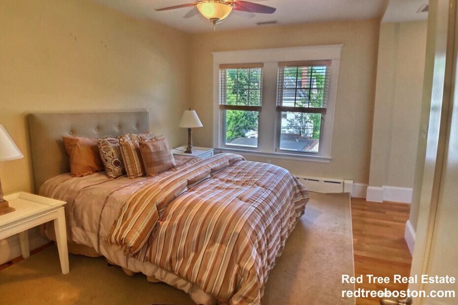 57 Lawton St, Coolidge Corner