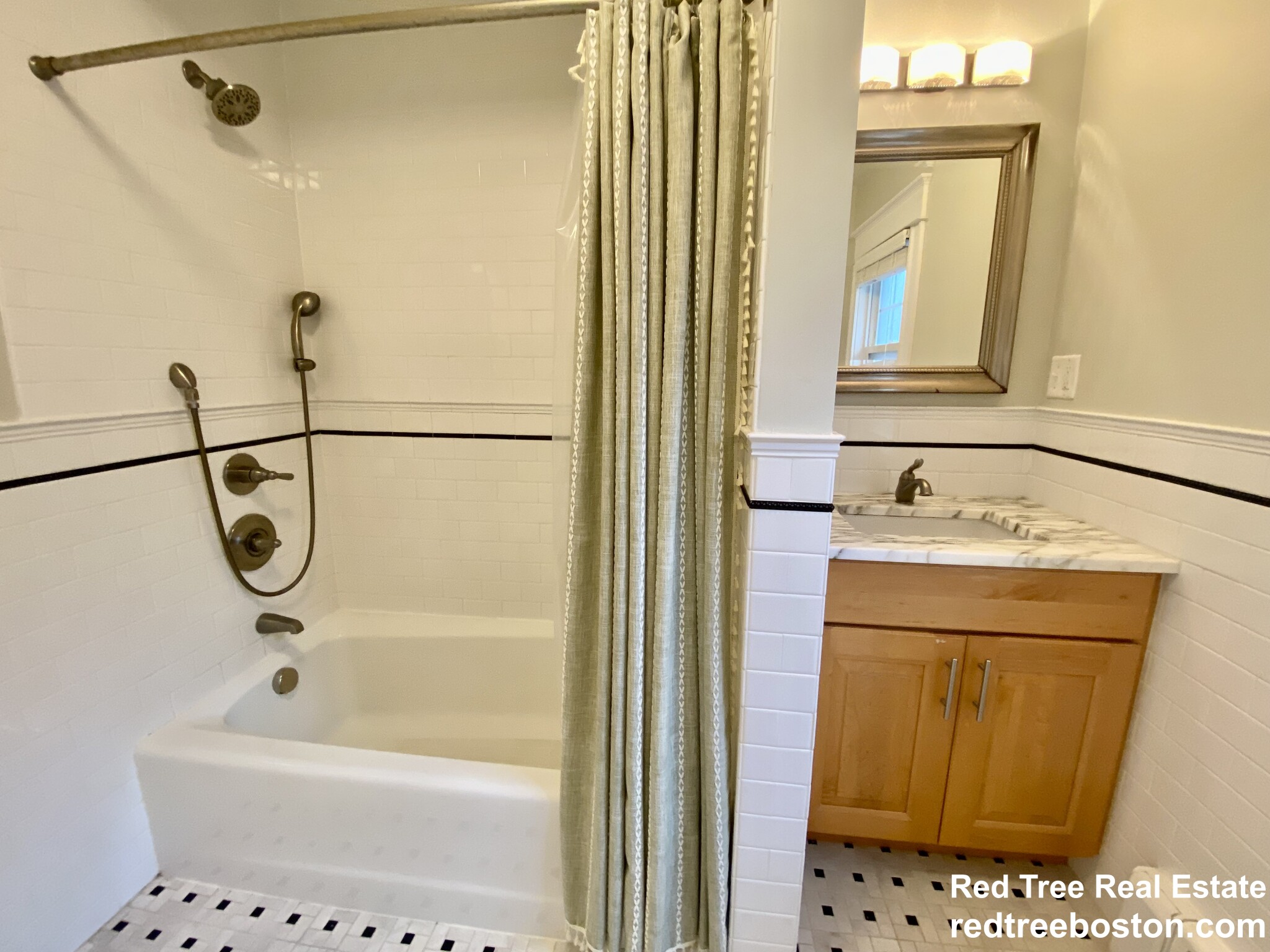 57 Lawton St, Coolidge Corner