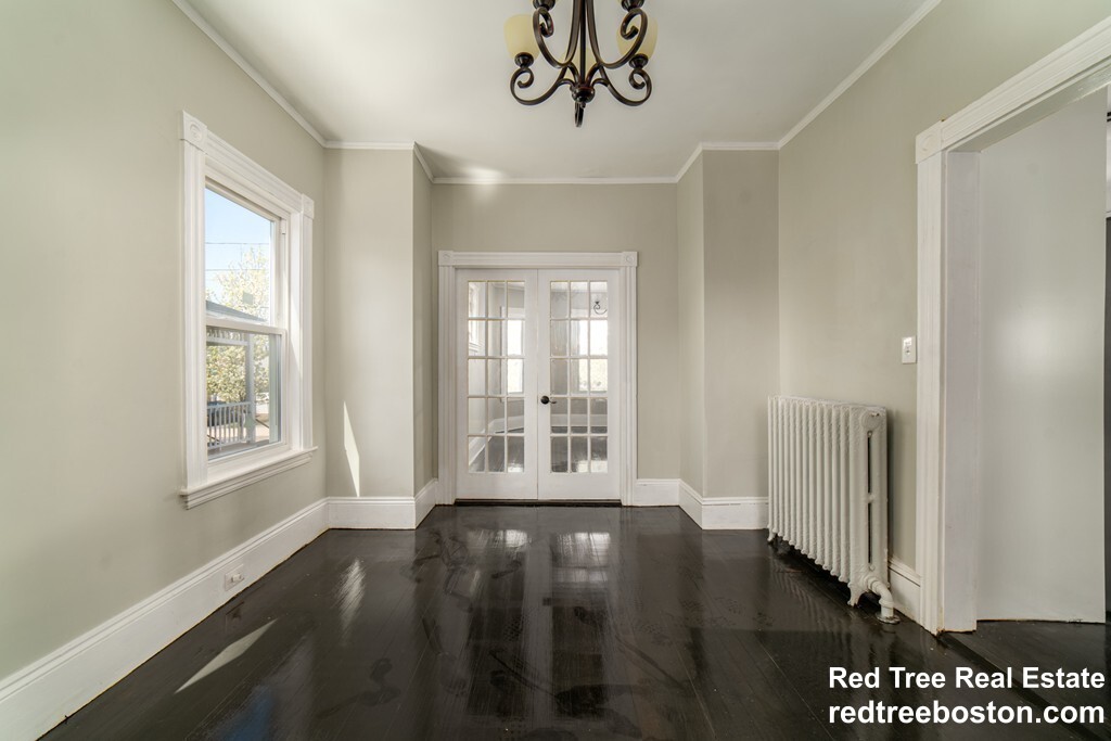 11 Baker Rd, Everett