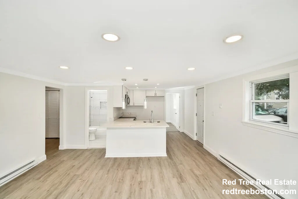 17 Nason St, Brockton