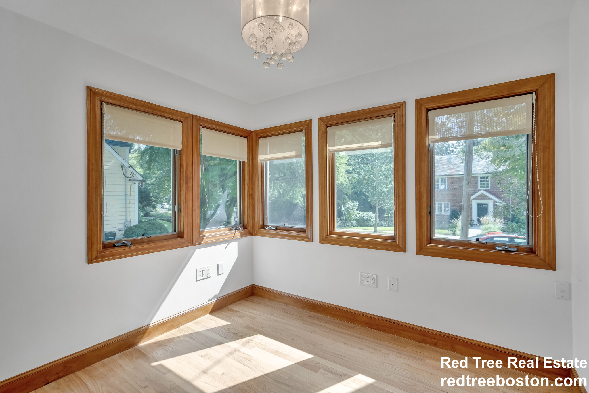 75 Somerset Rd, Brookline Hills