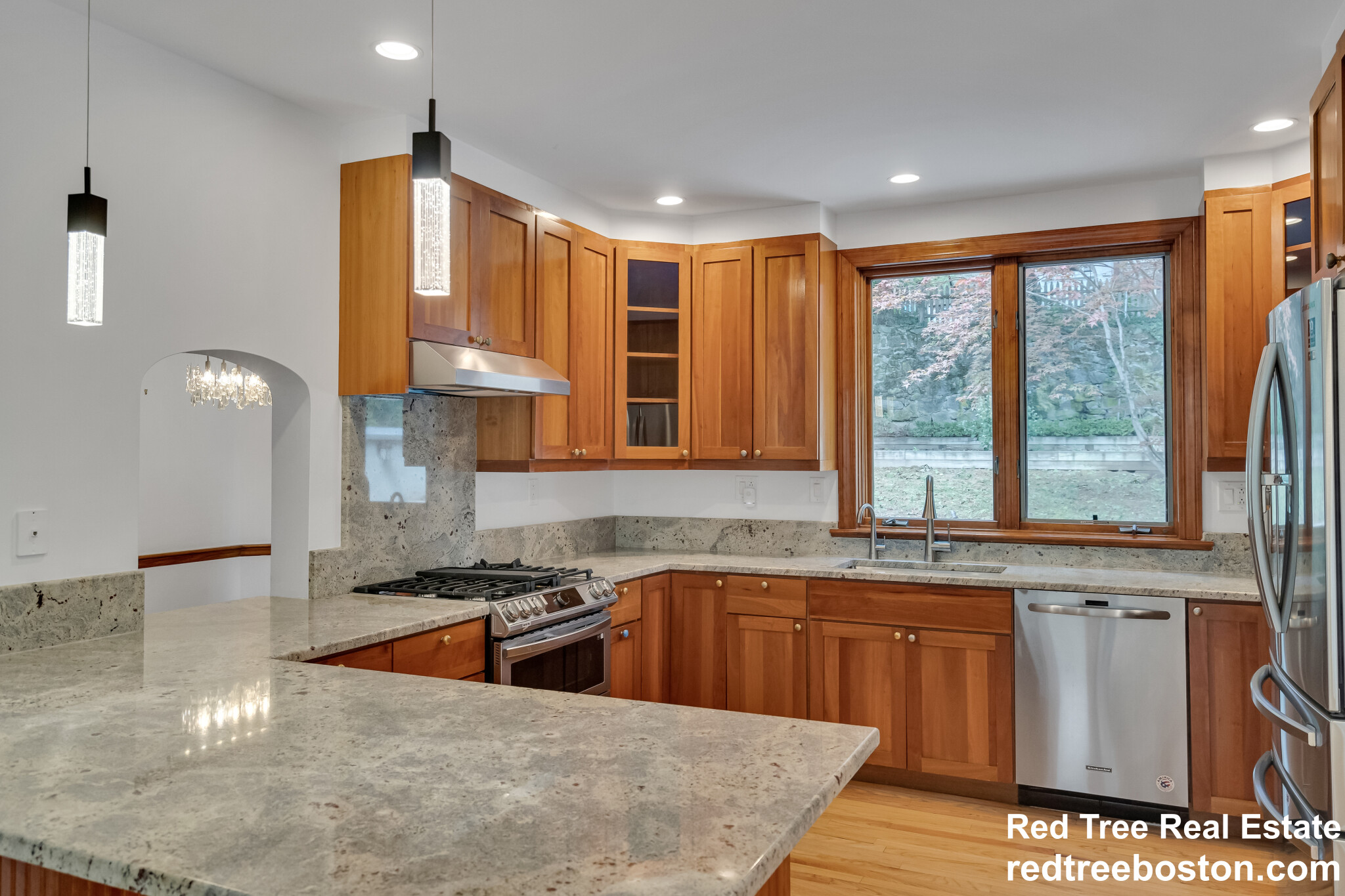 75 Somerset Rd, Brookline Hills
