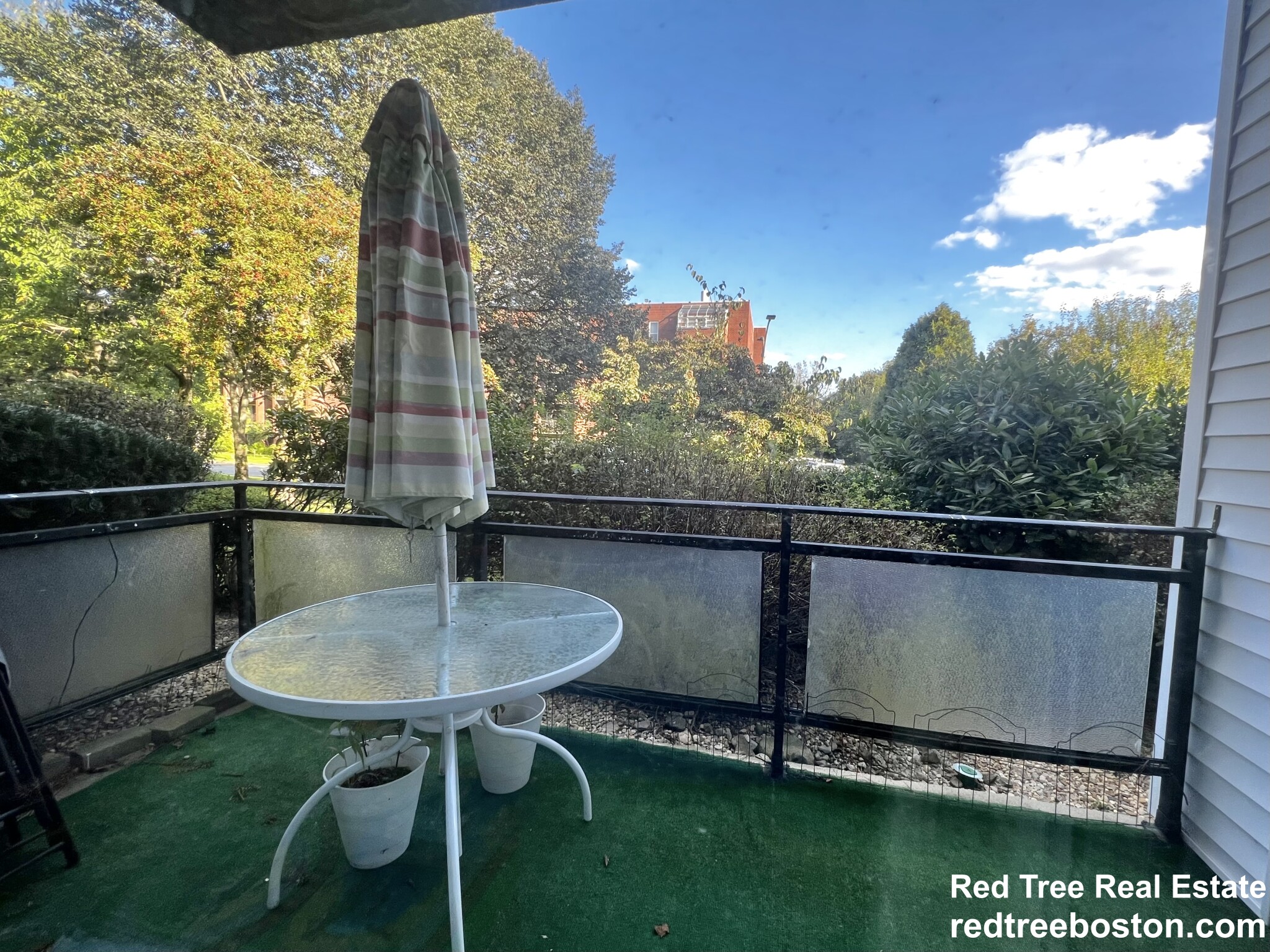 57 Broadlawn Park, Chestnut Hill