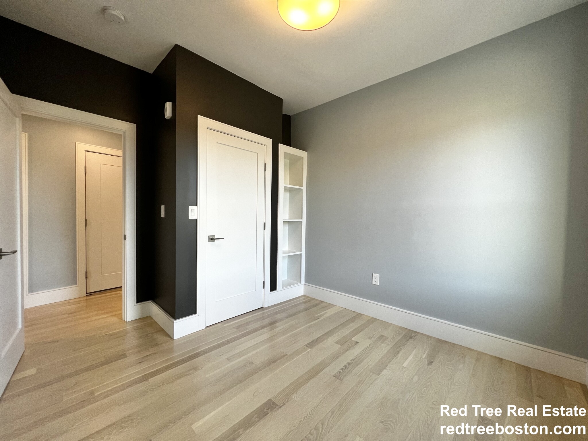 9 University Rd, Brookline Hills