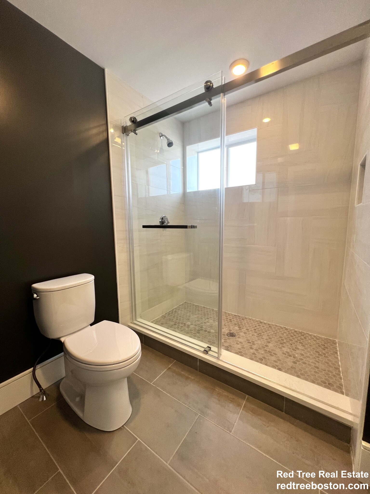 9 University Rd, Brookline Hills