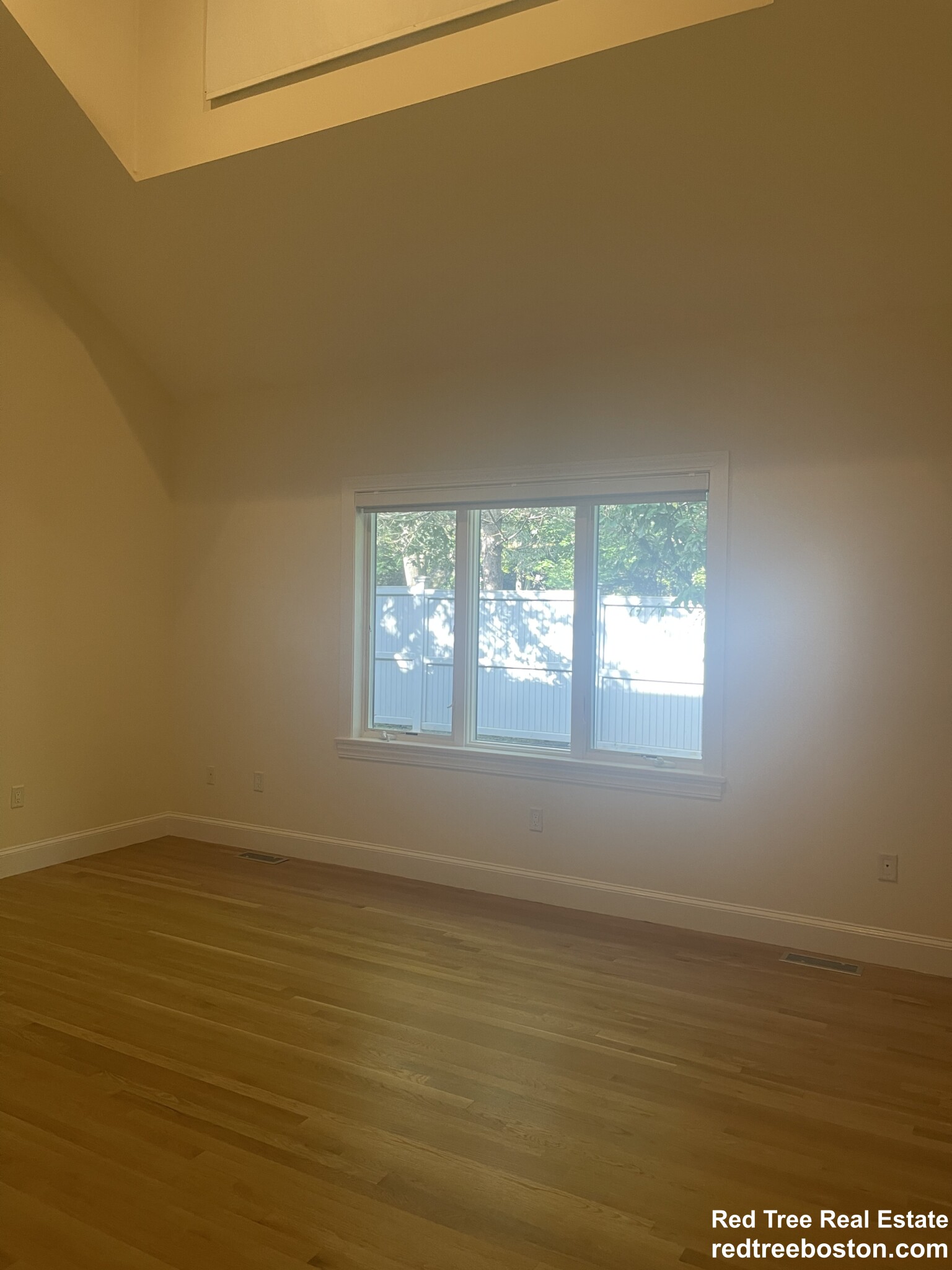 900 West Roxbury Pkwy, Chestnut Hill