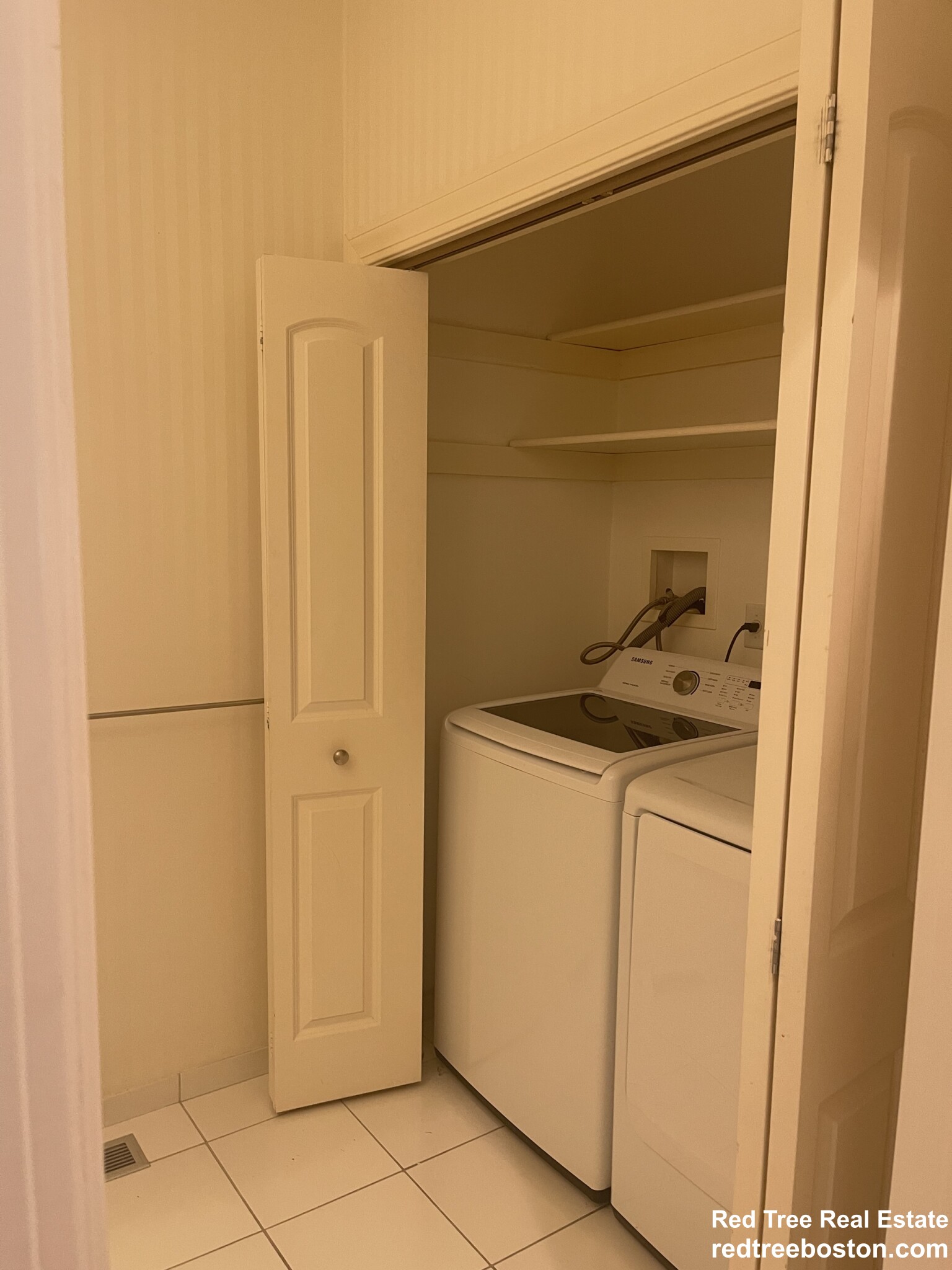 900 West Roxbury Pkwy, Chestnut Hill