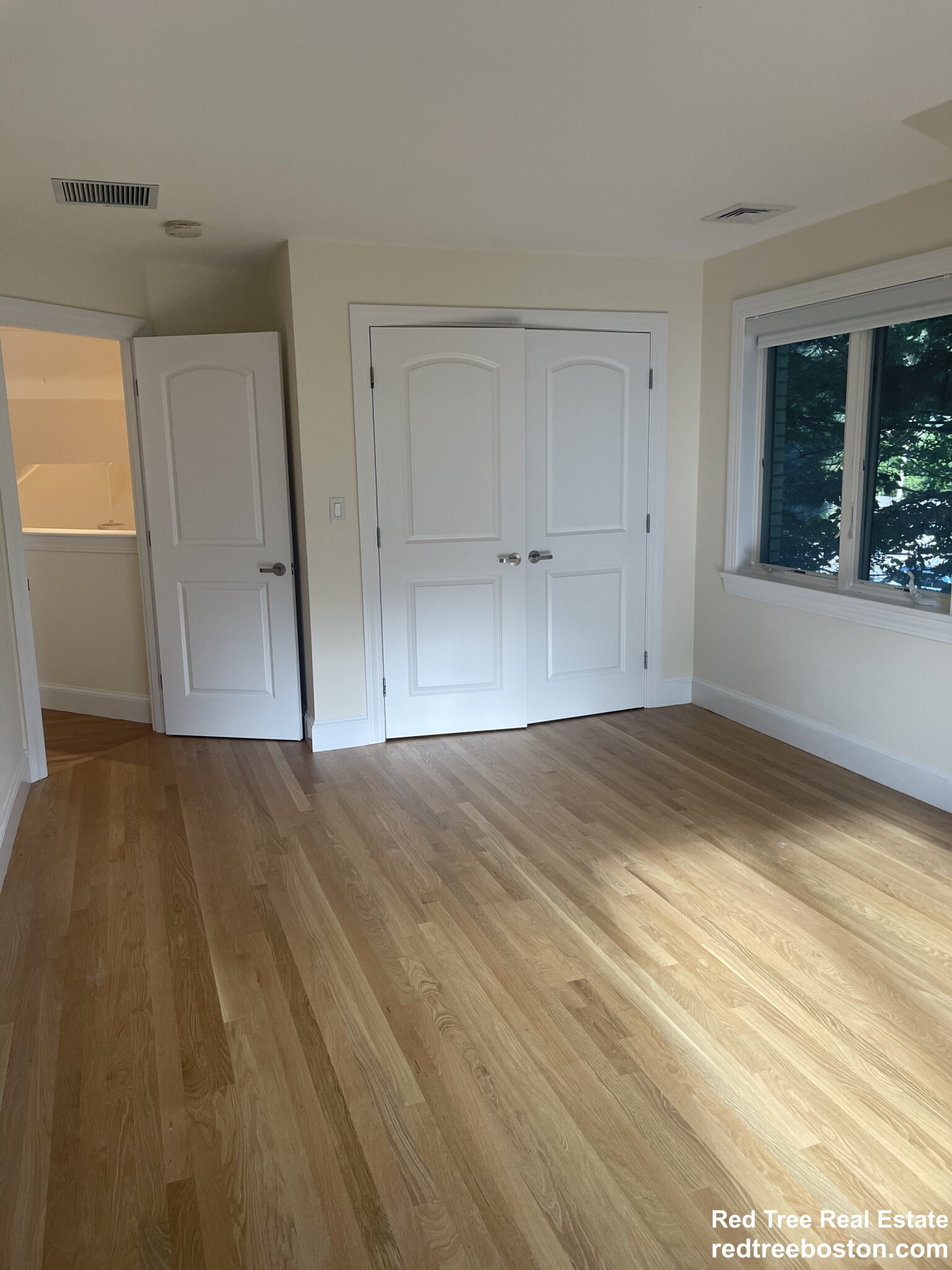 900 West Roxbury Pkwy, Chestnut Hill