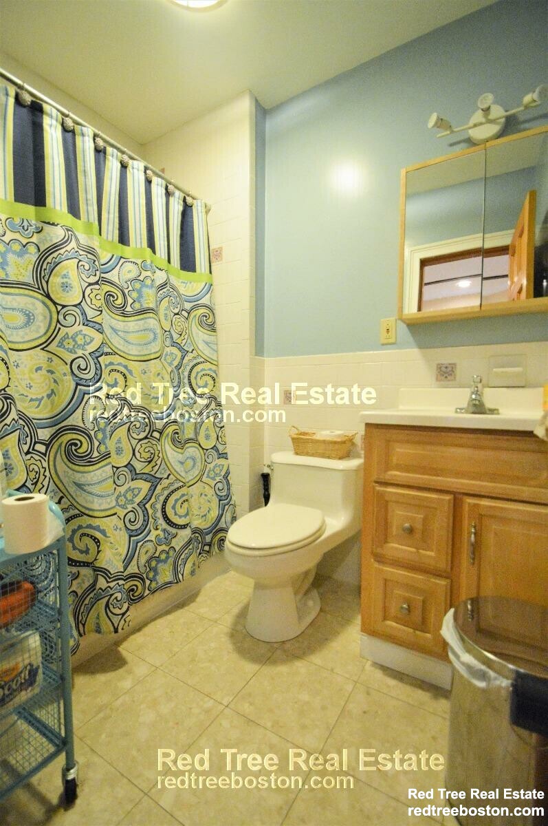 1031 Tremont St, South End