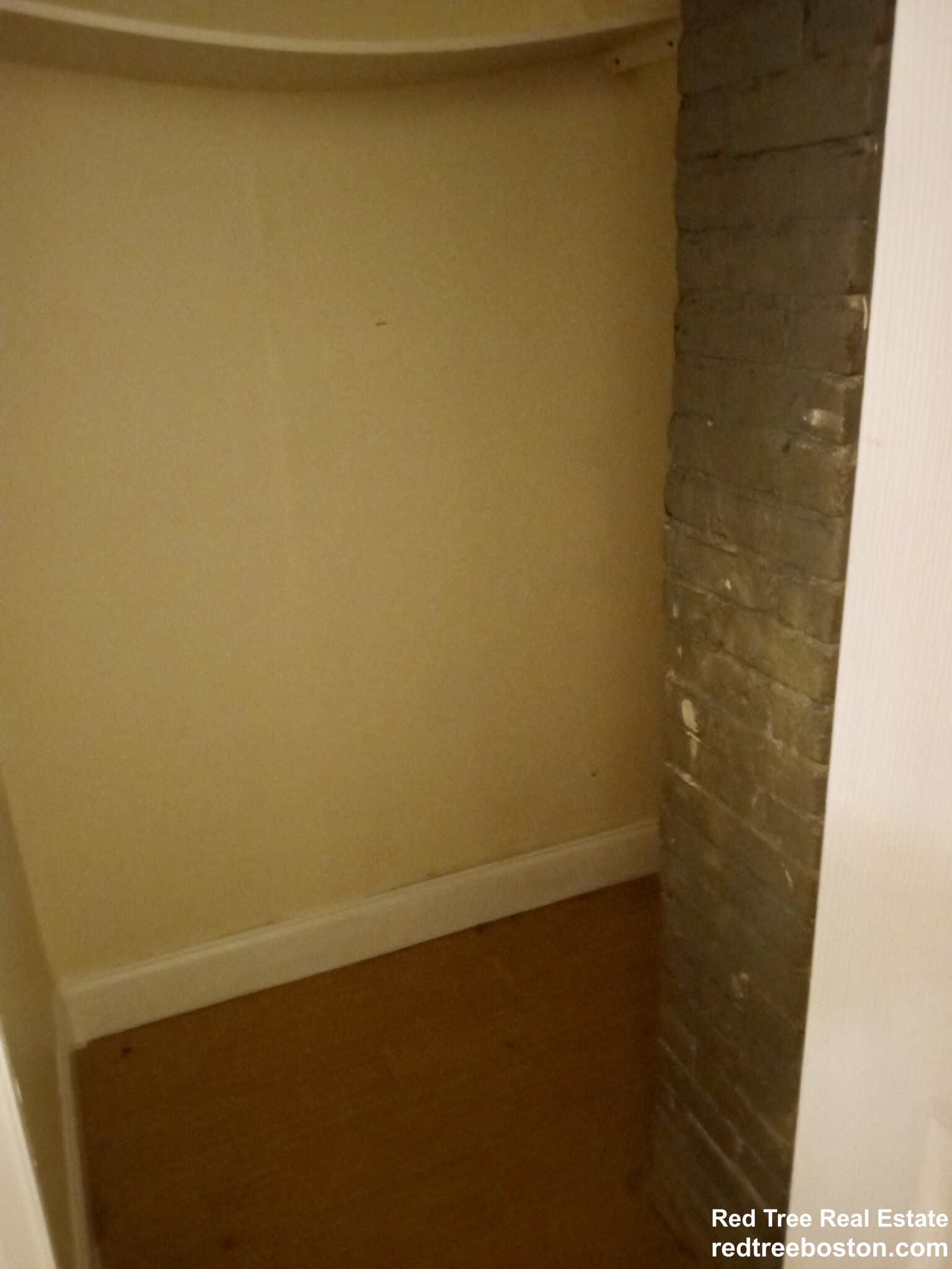 64 Cedar St, Wellesley