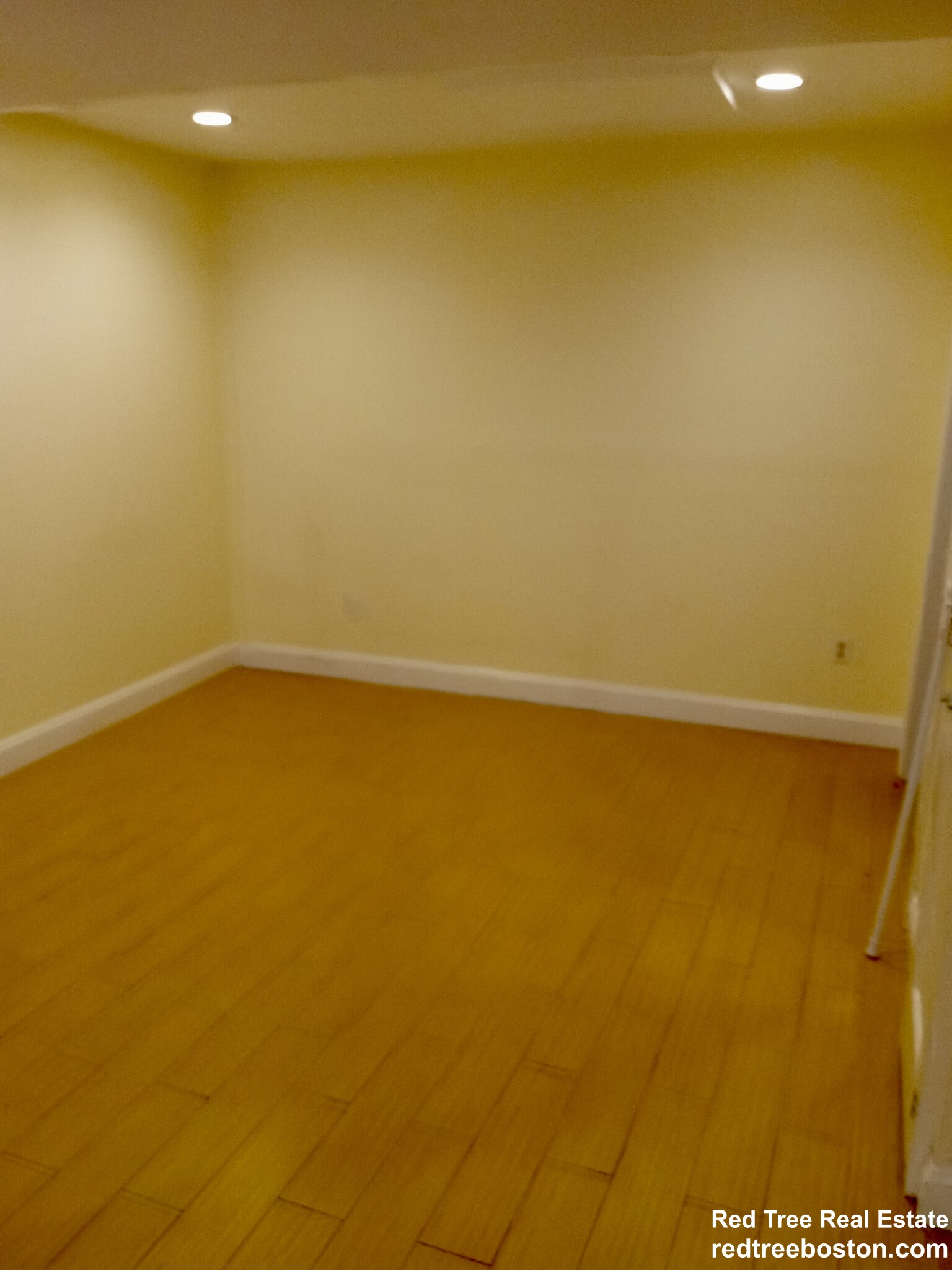 64 Cedar St, Wellesley