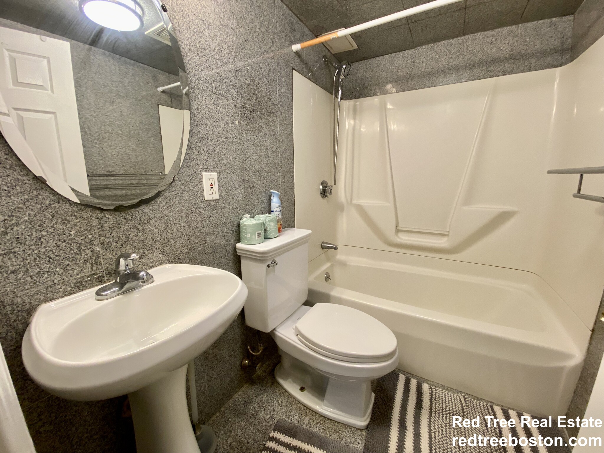 9 Commonwealth Ct, Brighton