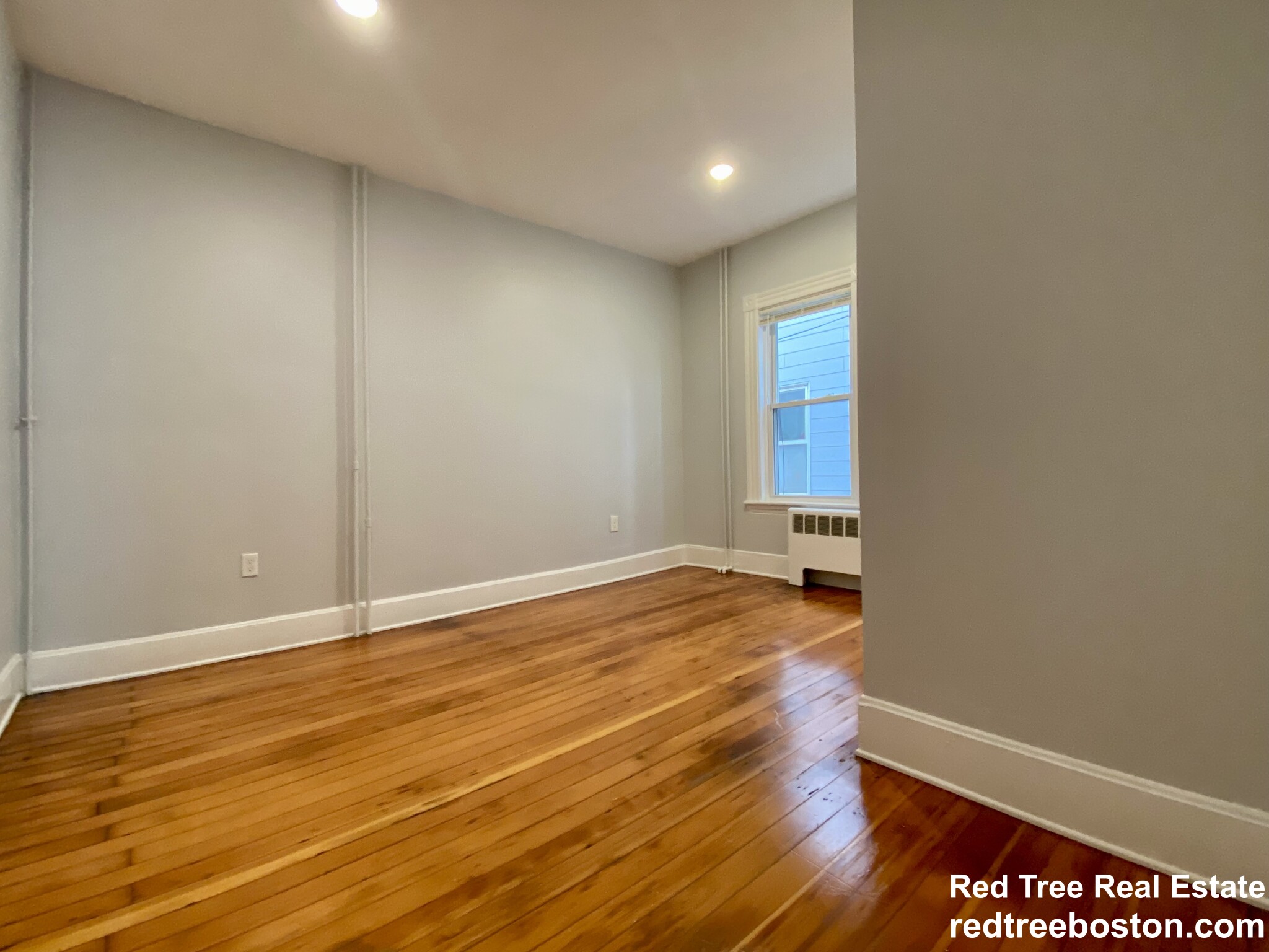 765 Broadway, Chelsea