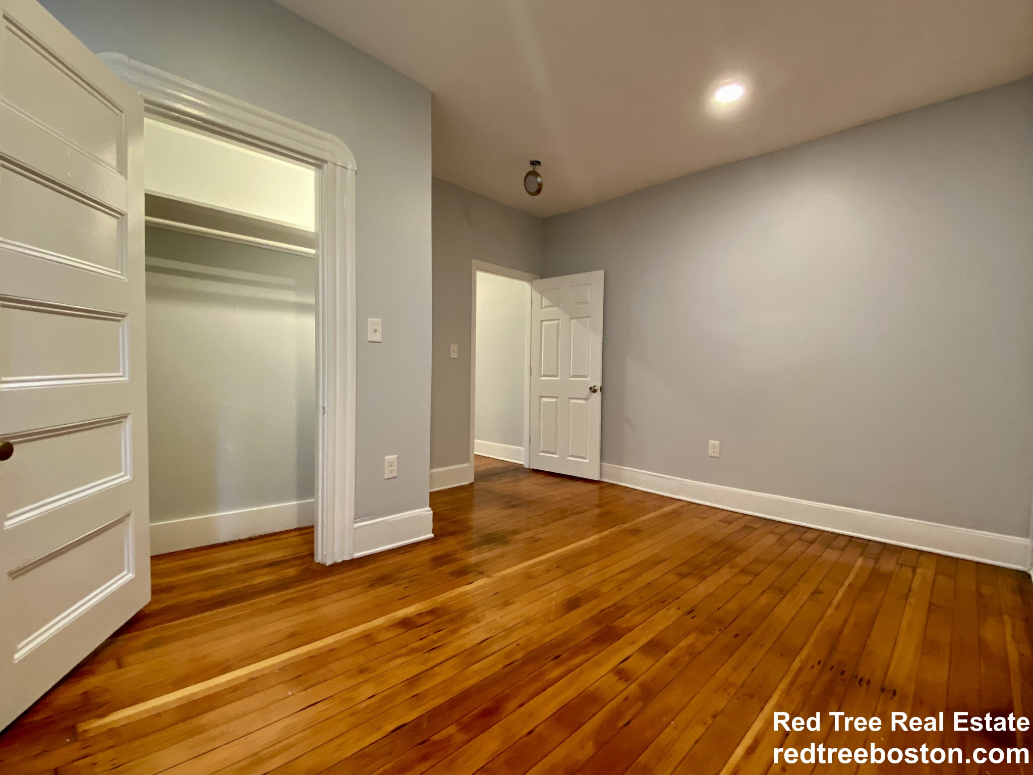 765 Broadway, Chelsea