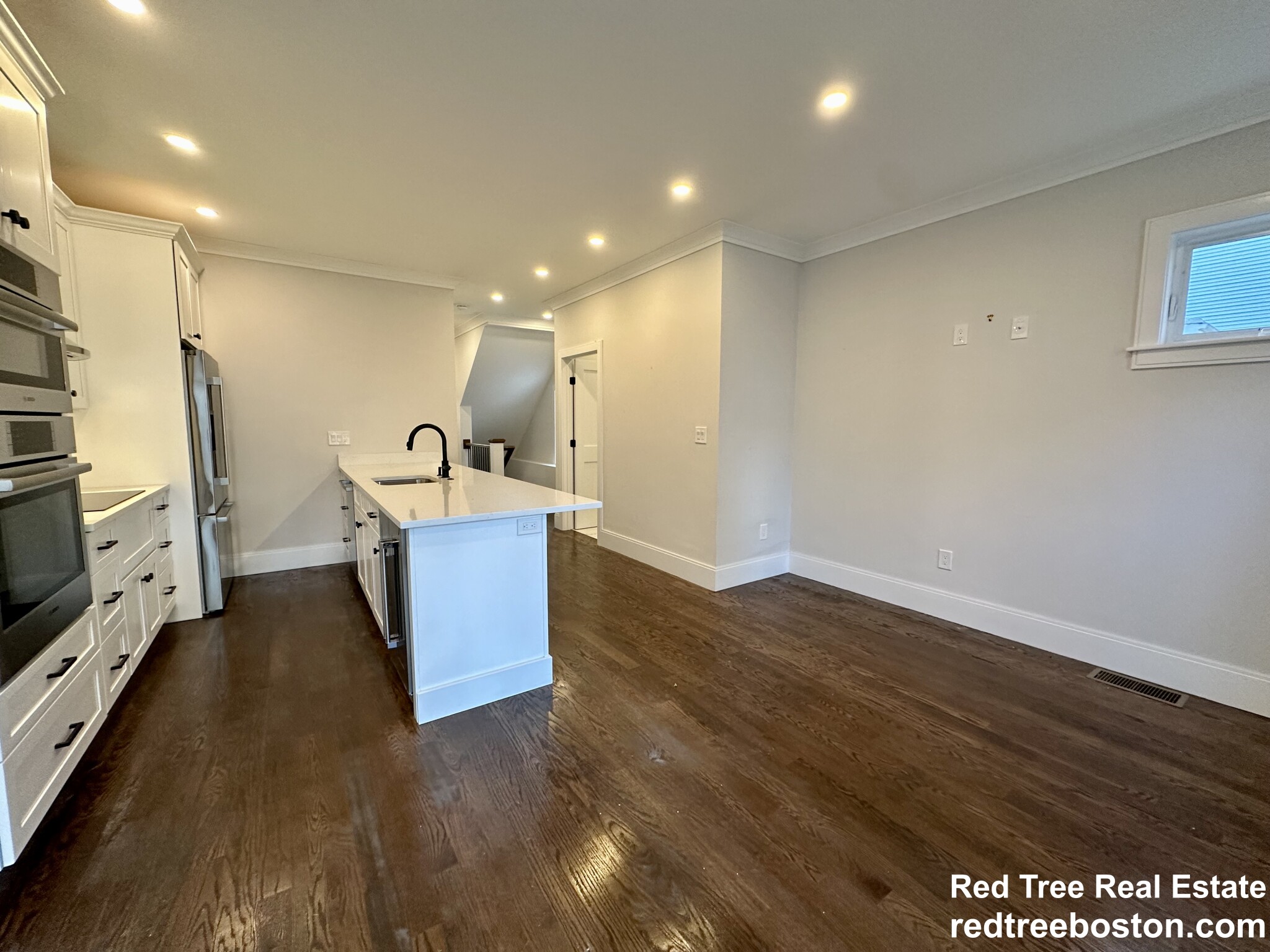 14 Porter St, Jamaica Plain