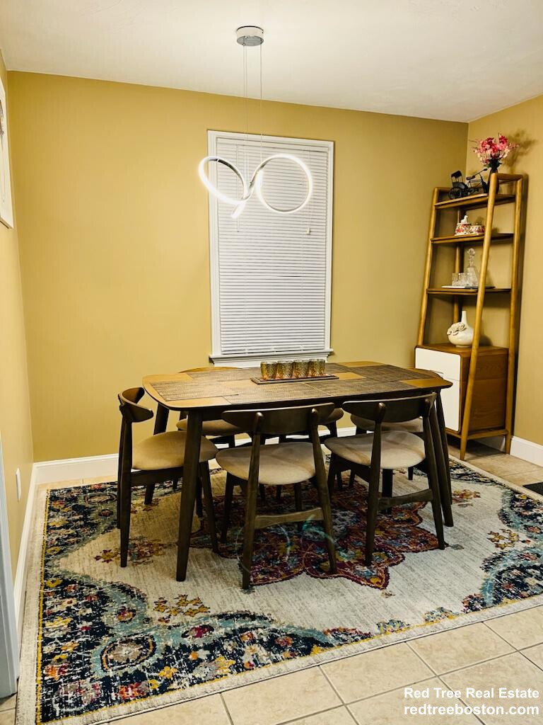 966 Washington St, Weymouth