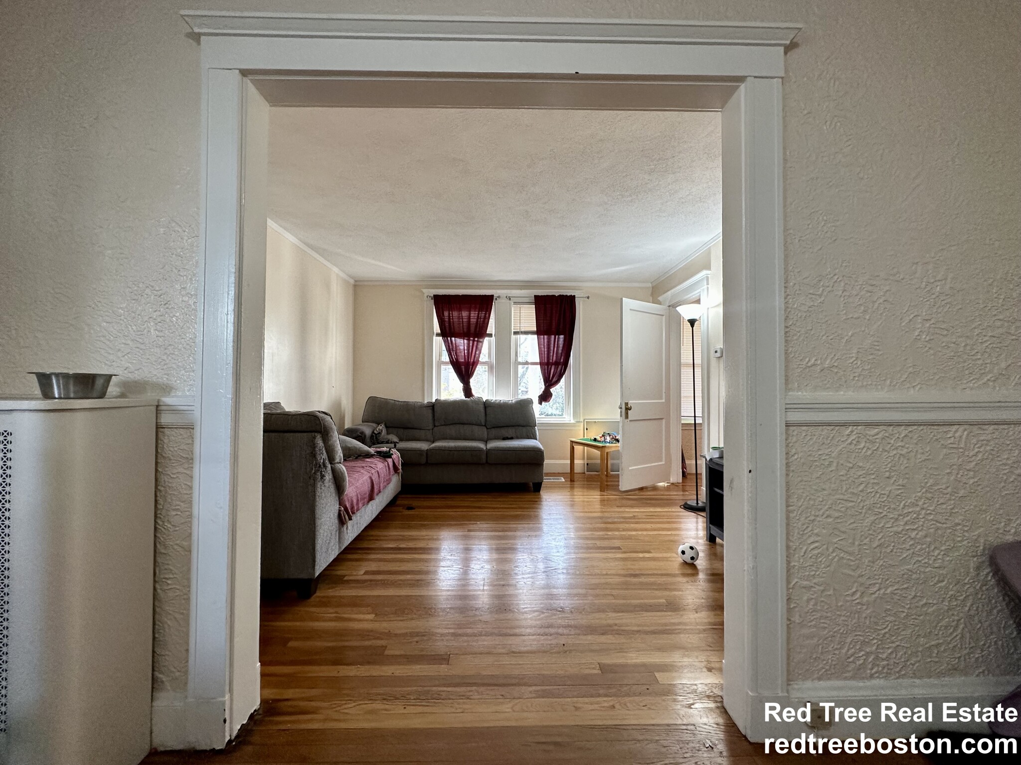 74 Lewis St, Everett