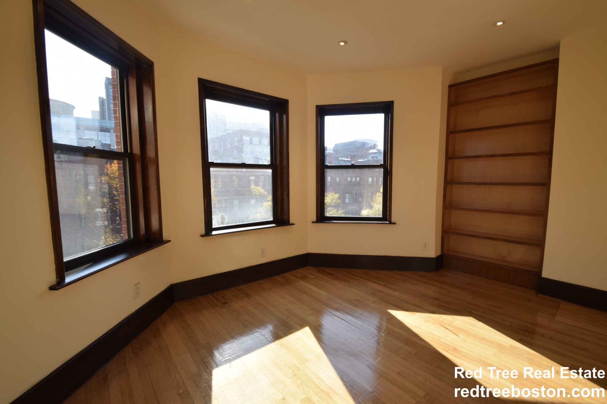 36 Gloucester St, Back Bay