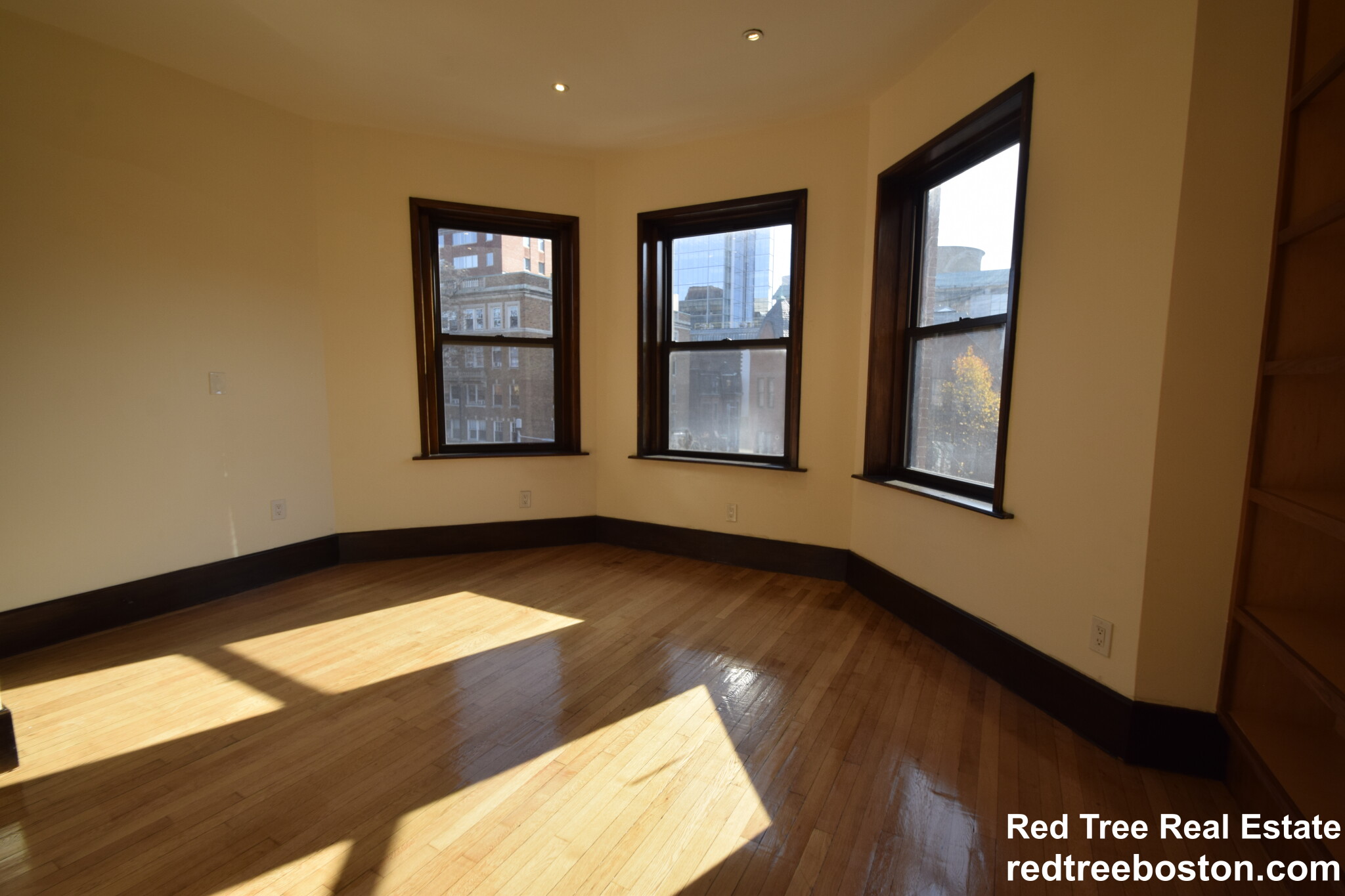 36 Gloucester St, Back Bay