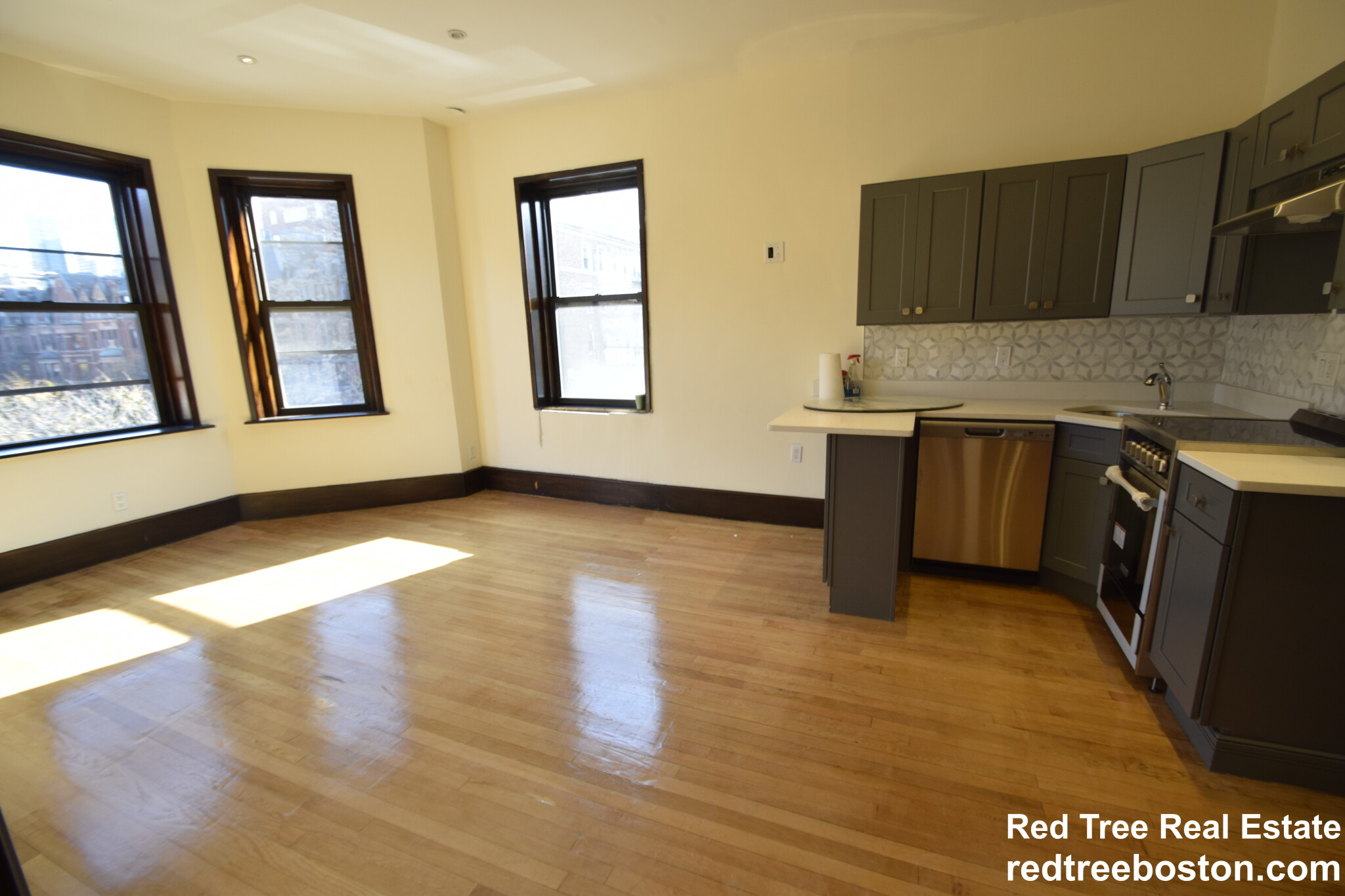 36 Gloucester St, Back Bay