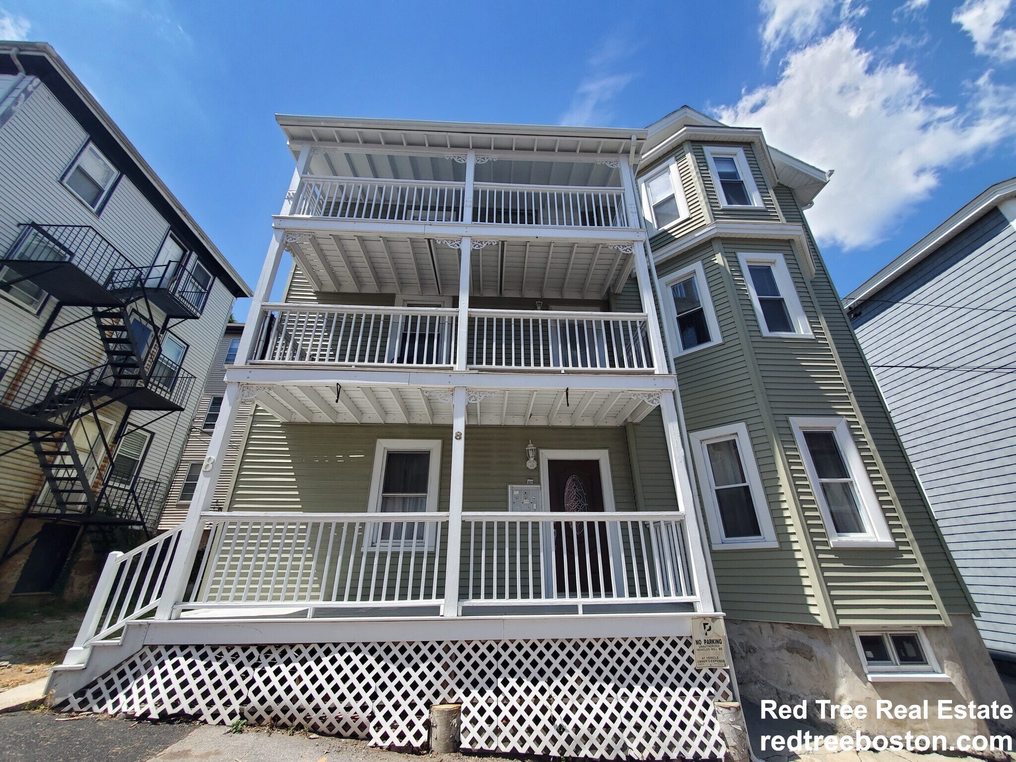 8 White Ave, Chestnut Hill