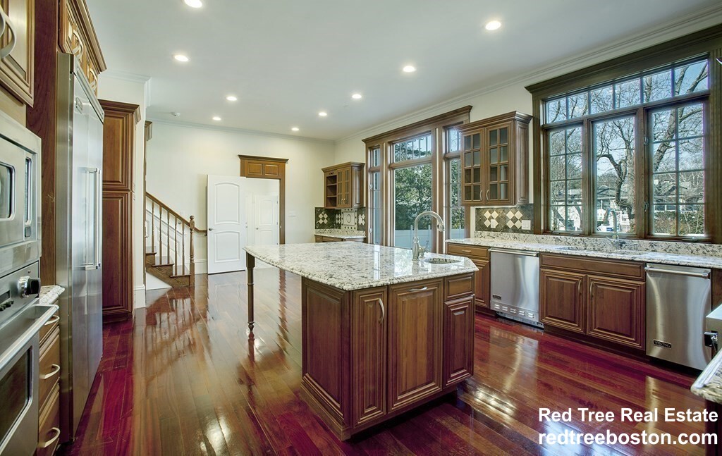 75 Woodfall Rd, Belmont