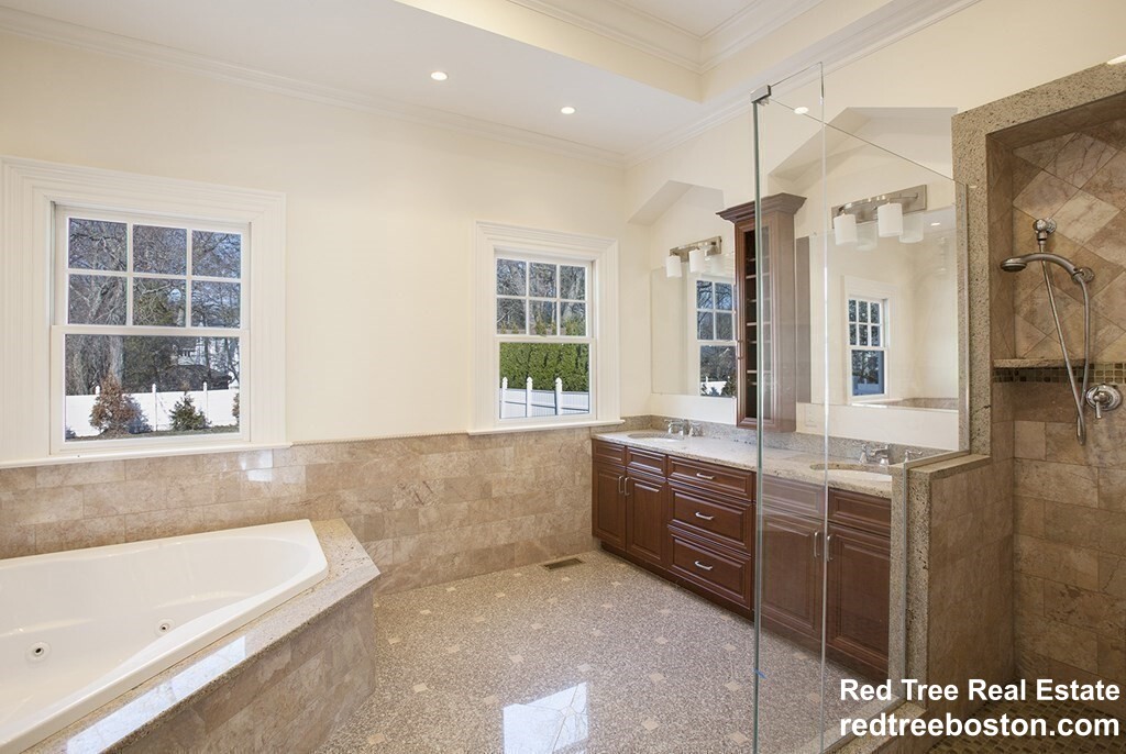 75 Woodfall Rd, Belmont