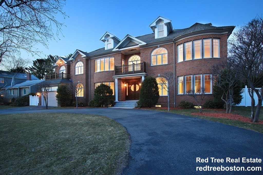 75 Woodfall Rd, Belmont