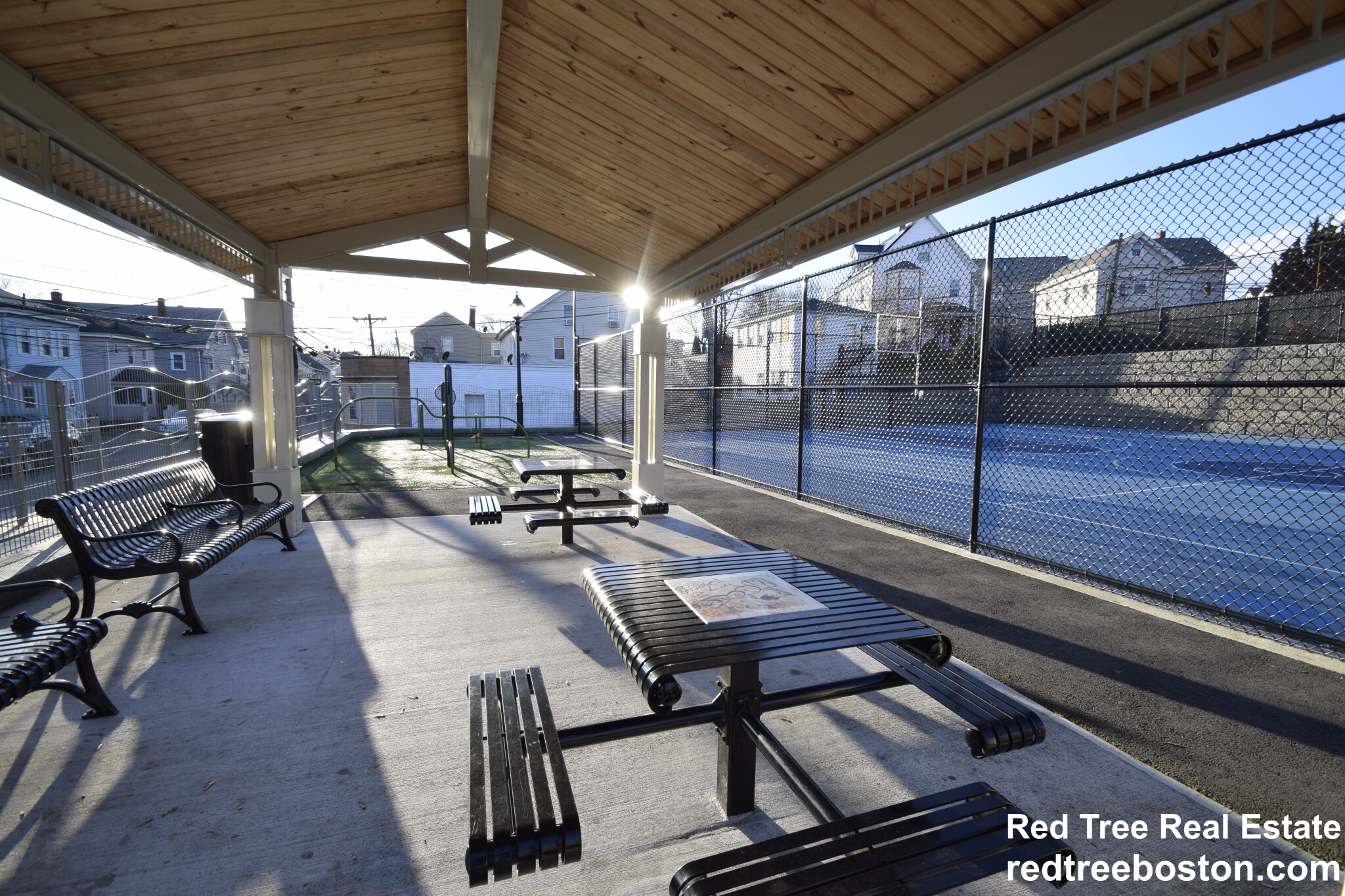 118 Charles St, Banks Square