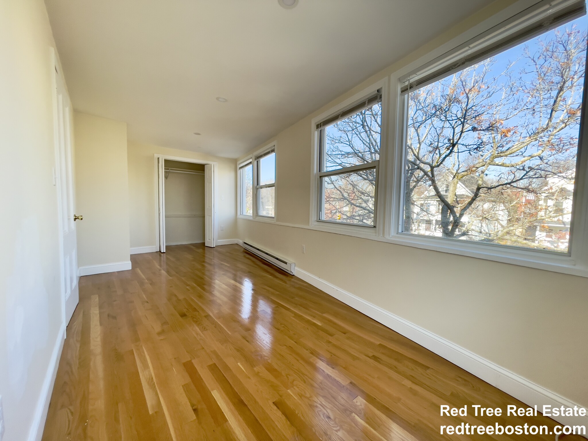 2572 Massachusetts Ave, North Cambridge