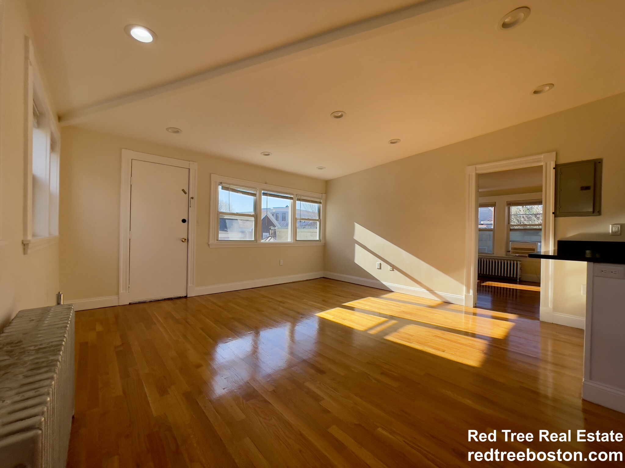 2572 Massachusetts Ave, North Cambridge