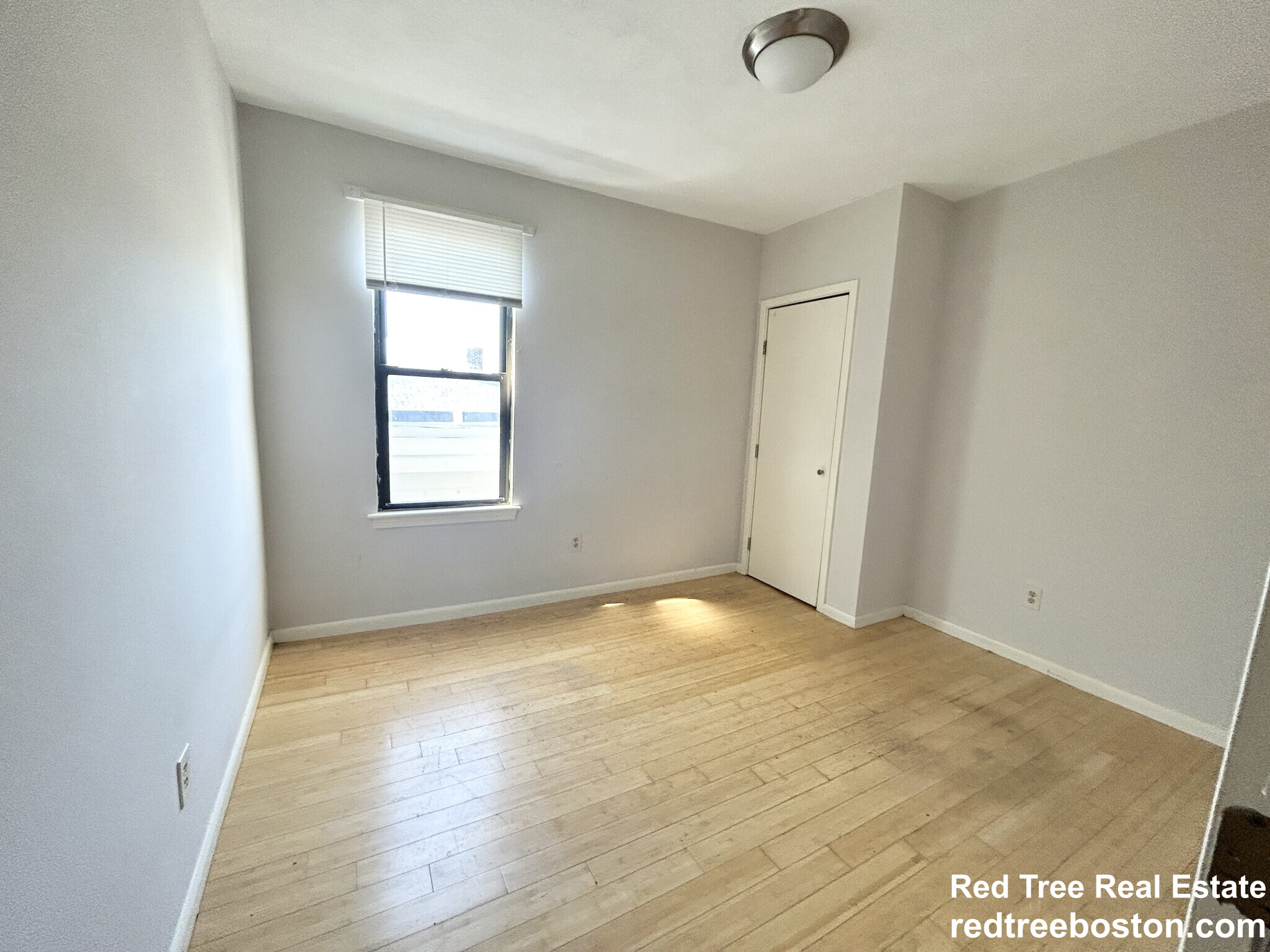 1578 Tremont St, Mission Hill