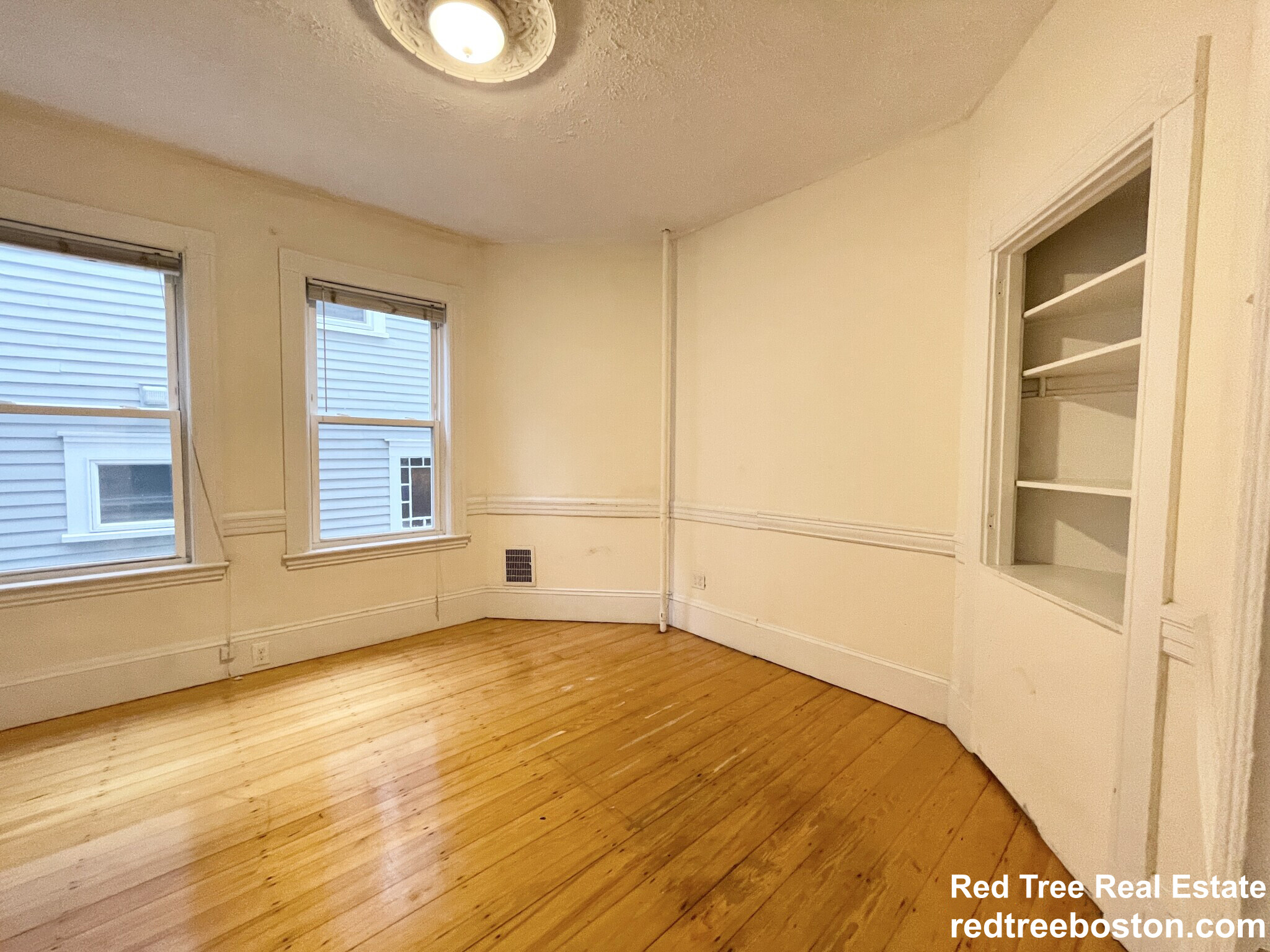 17 Sachem St, Mission Hill