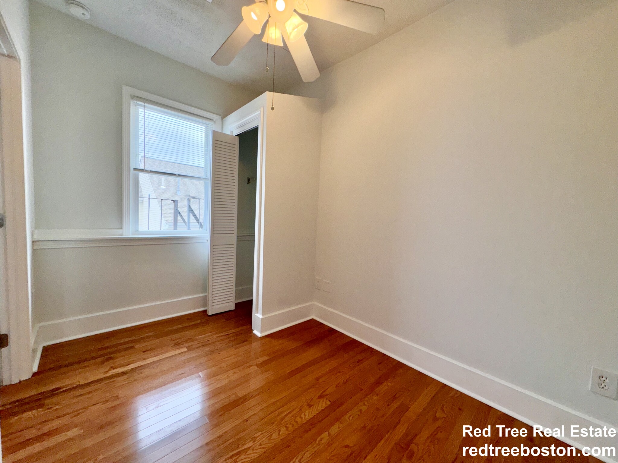 136 7th St, South Boston