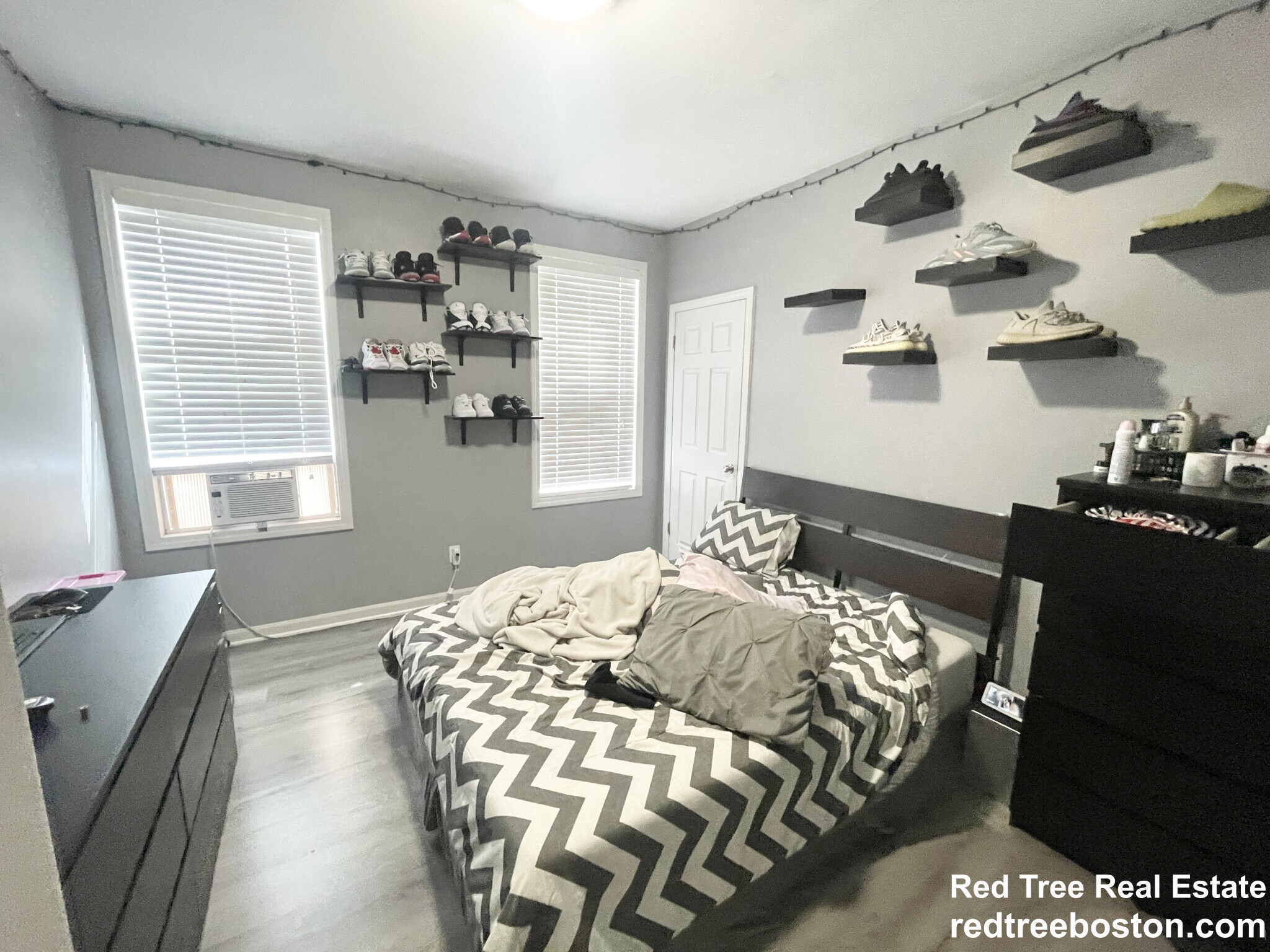 9 Mount Pleasant Ave, Roxbury