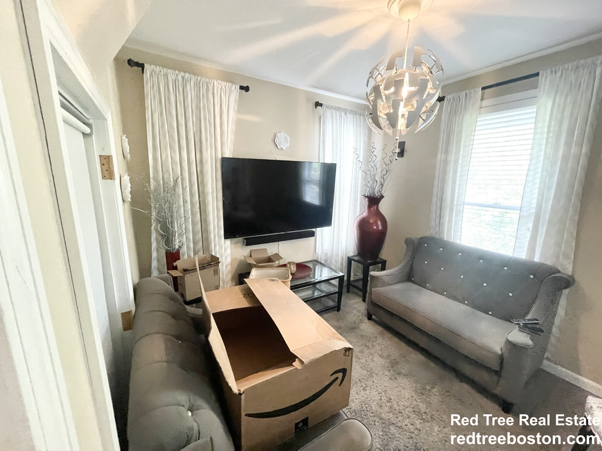 9 Mount Pleasant Ave, Roxbury