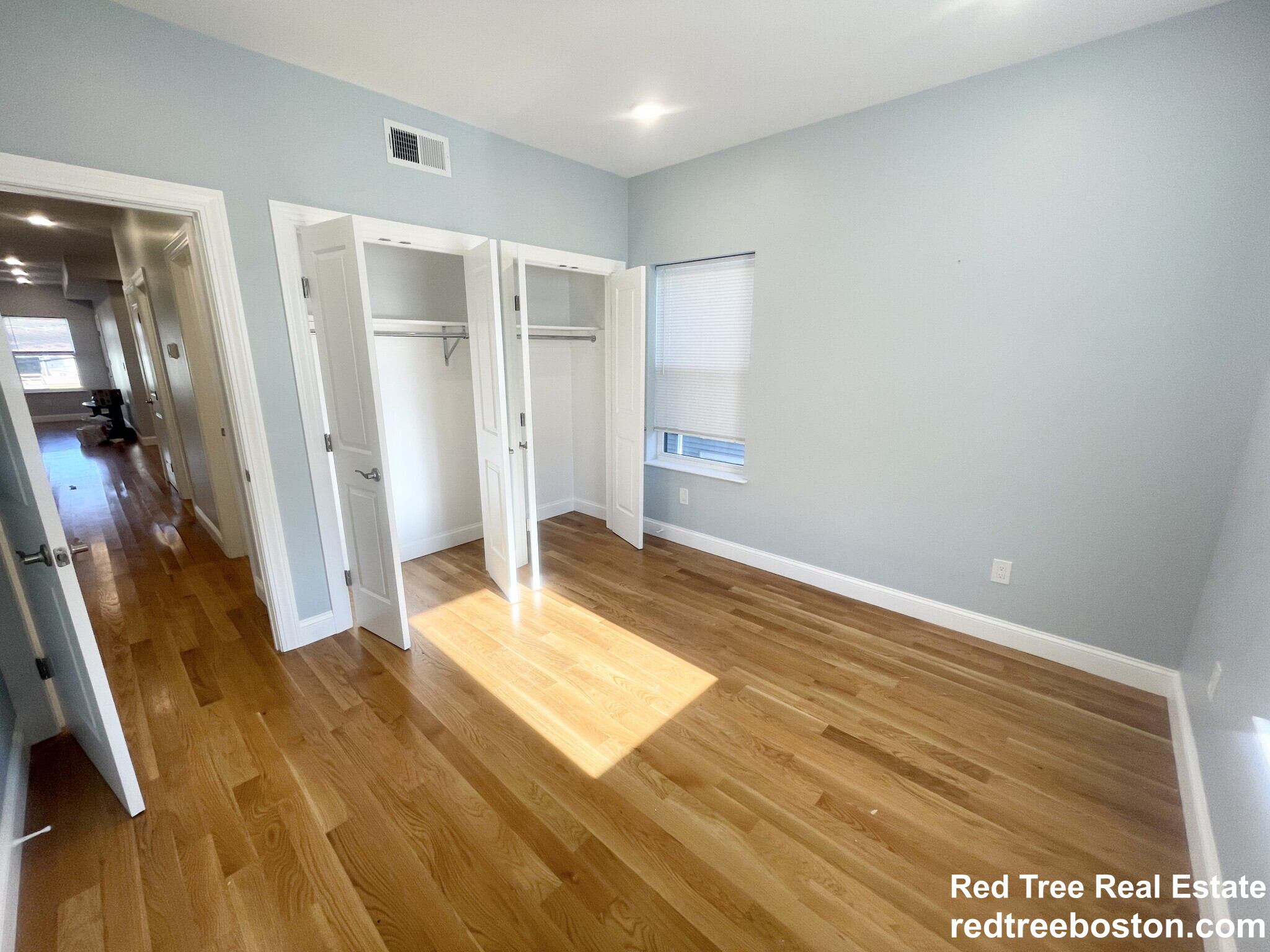 65 Burrell St, East Boston