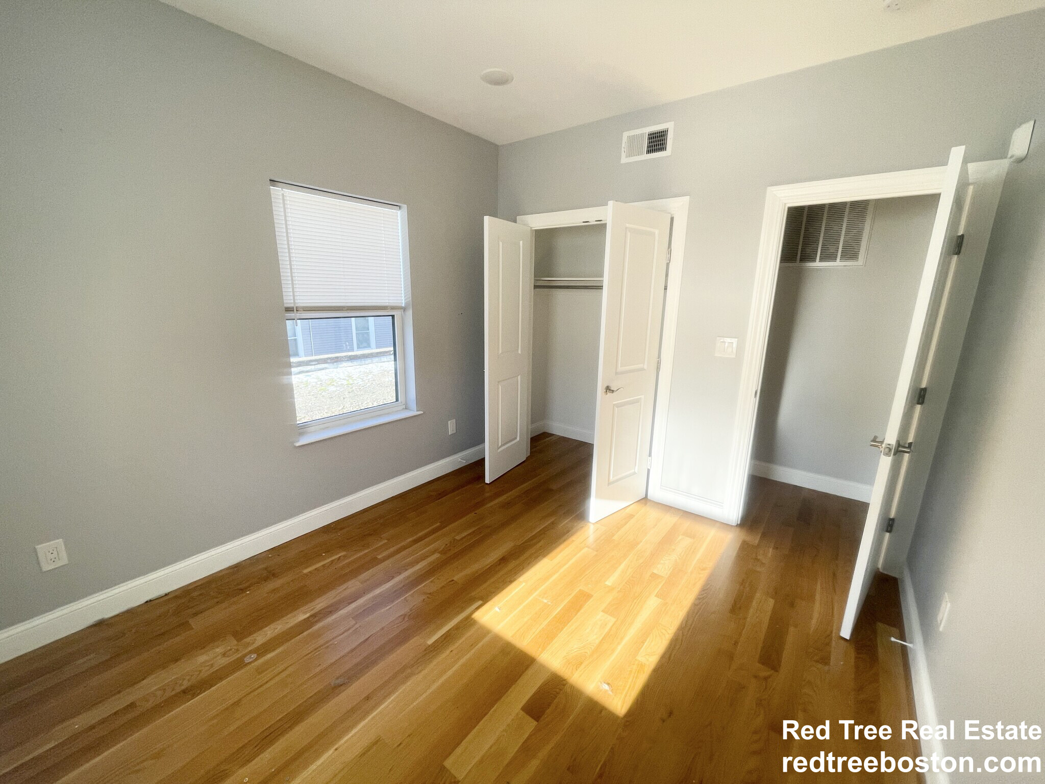 65 Burrell St, East Boston