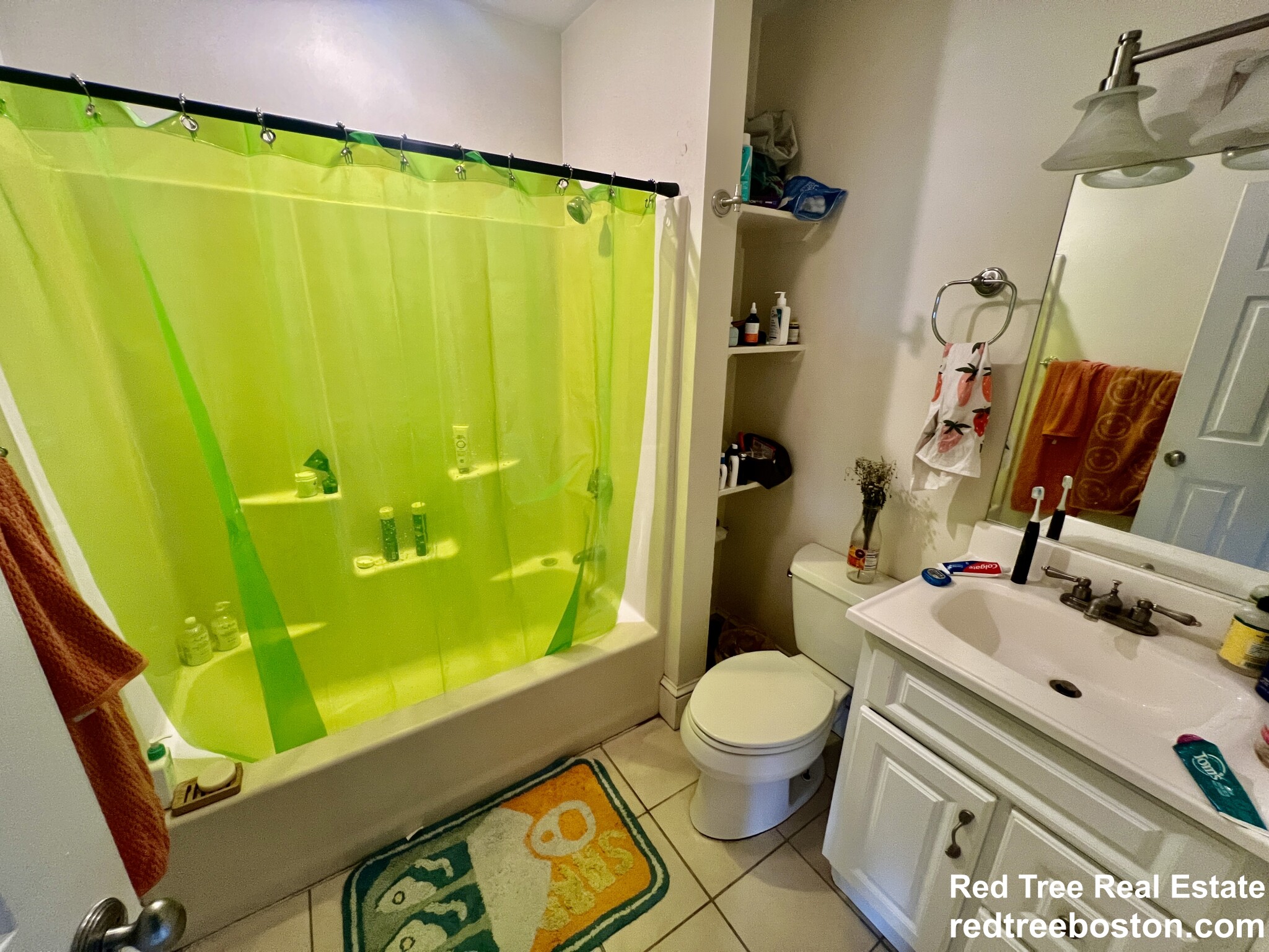 2 Centre Street Tr, Roxbury