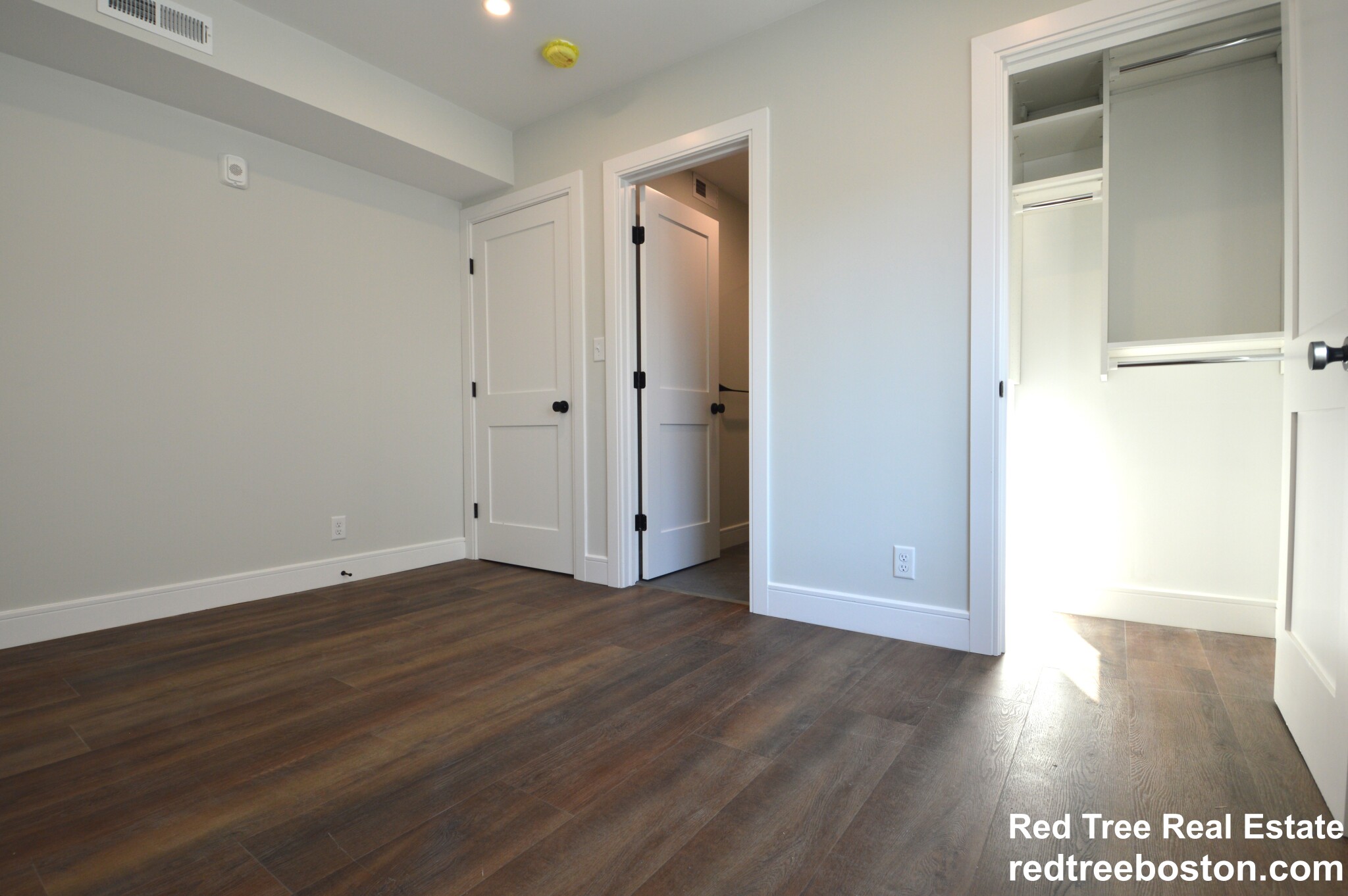 35 Hunnewell Ave, Brighton